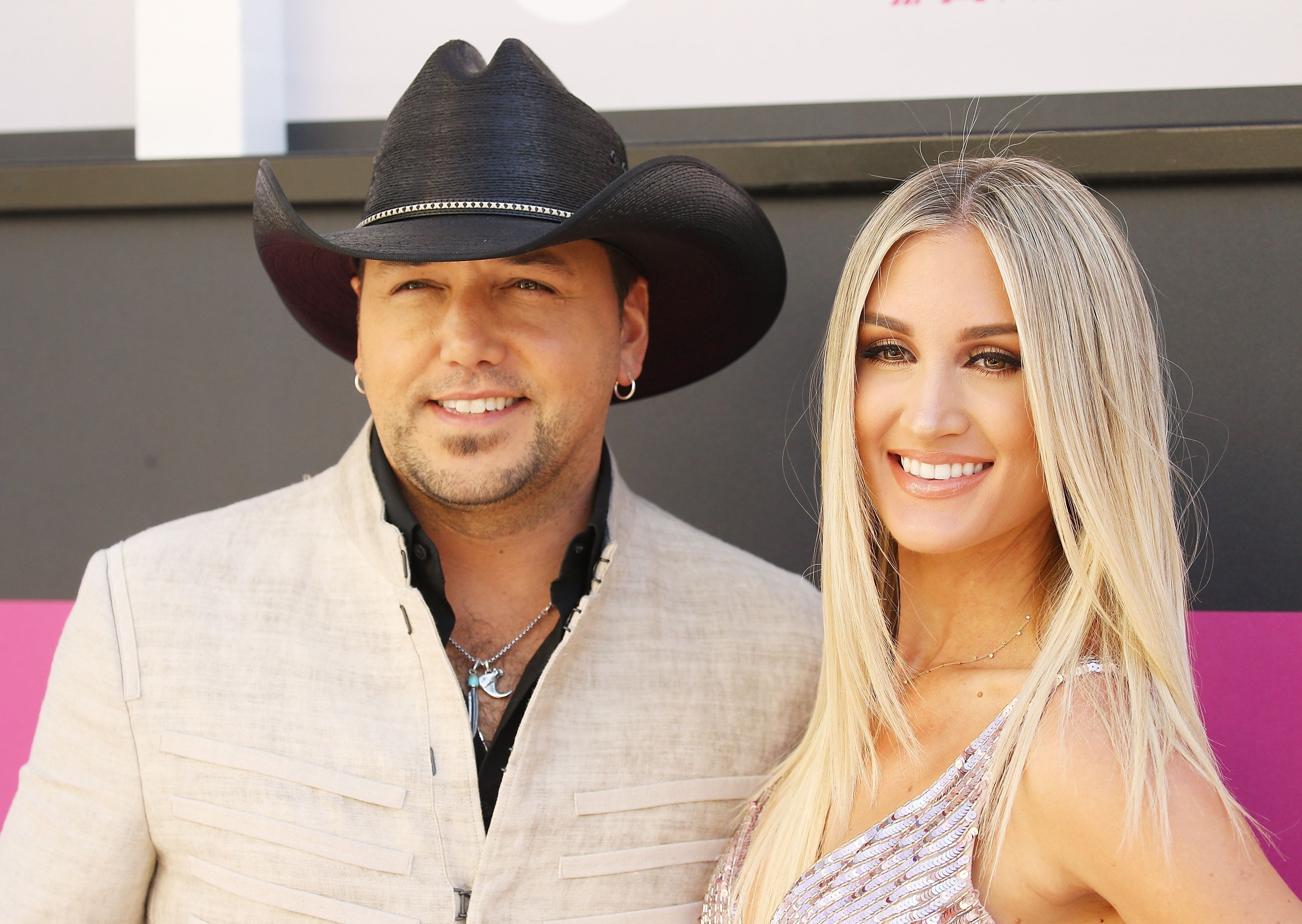 Jason Aldean, Celebrity news, Expecting second child, Exciting announcement, 3000x2130 HD Desktop