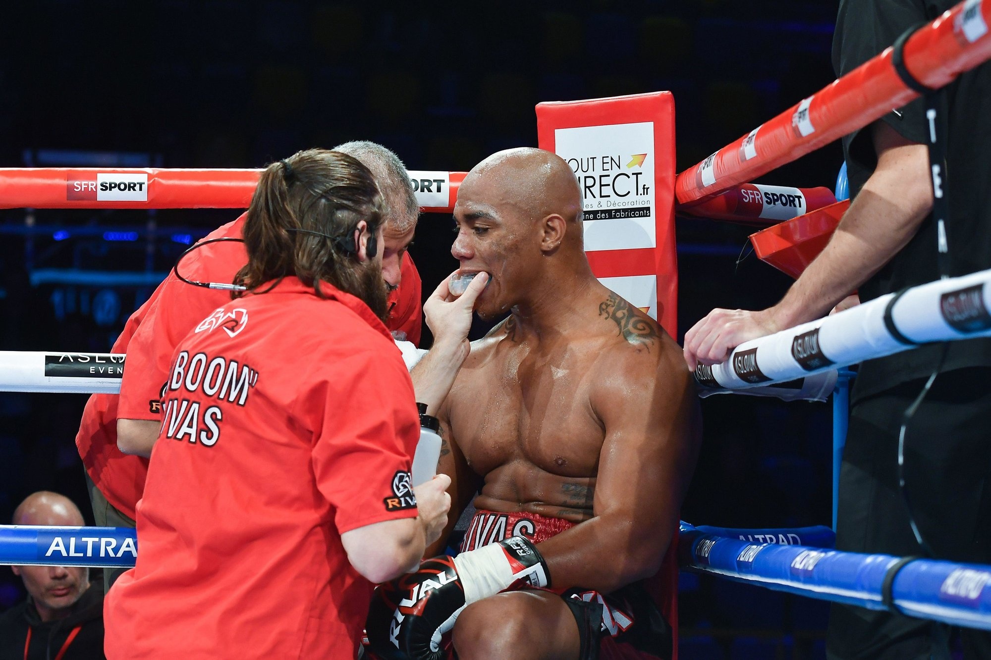 Oscar Rivas, Bridgerweight world title fight, Historic boxing event, WBC confirmation, 2000x1340 HD Desktop