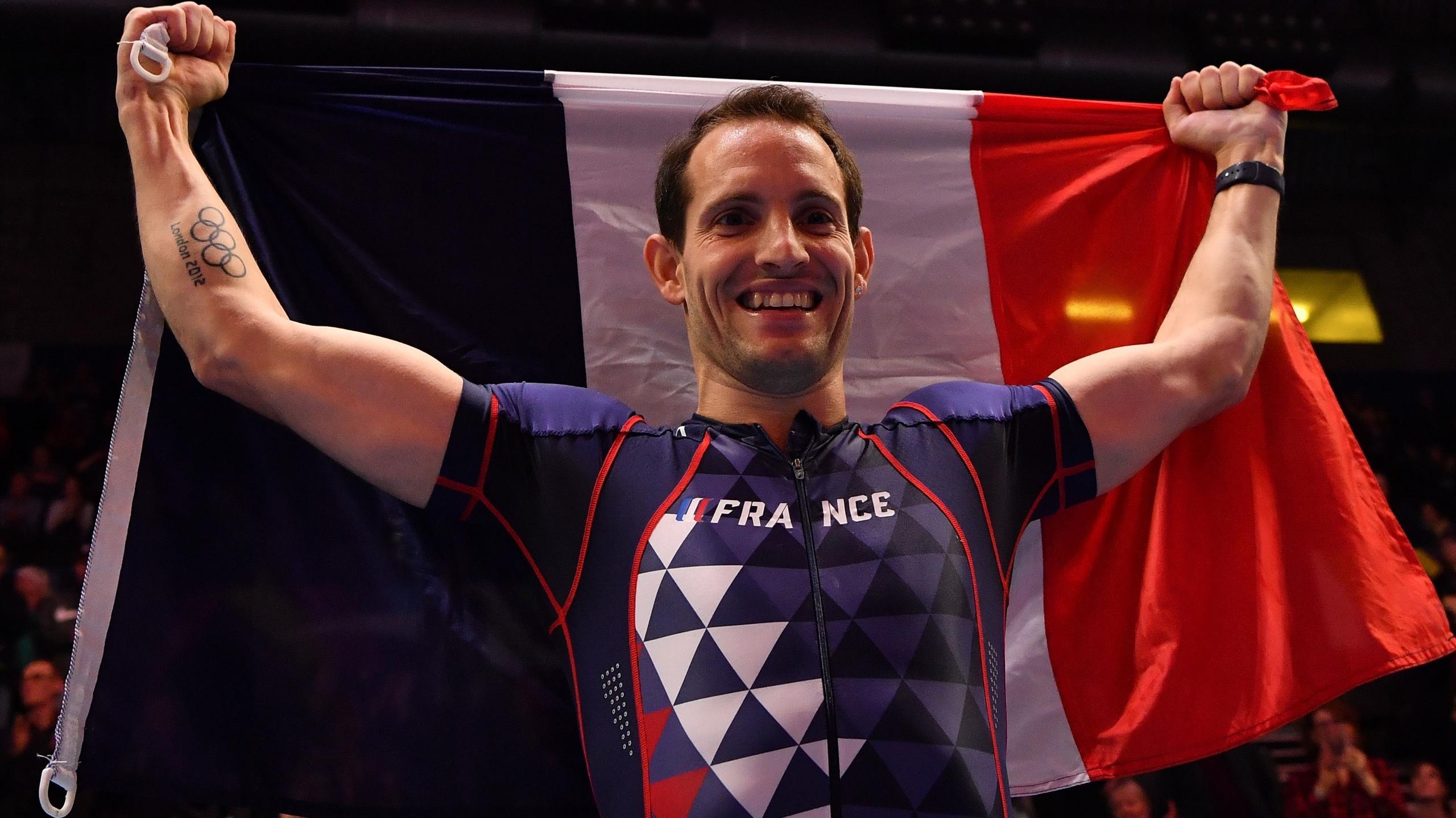 Renaud Lavillenie, Competitive spirit, Last man standing, Sports resilience, 2560x1440 HD Desktop