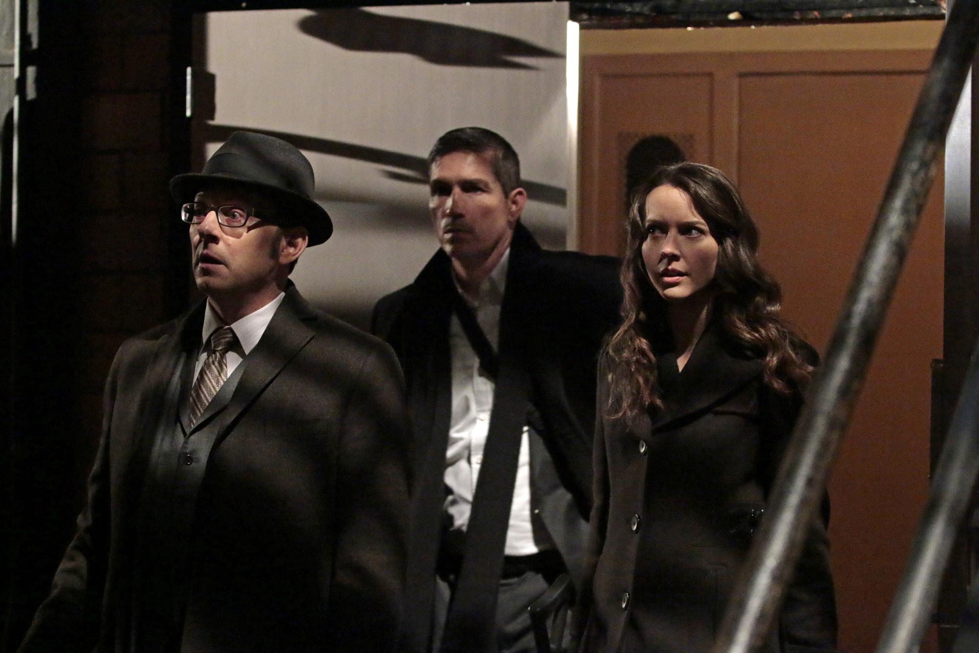 Person of Interest, CBS tv series, The Walking Dead, Bates Motel, 2000x1340 HD Desktop