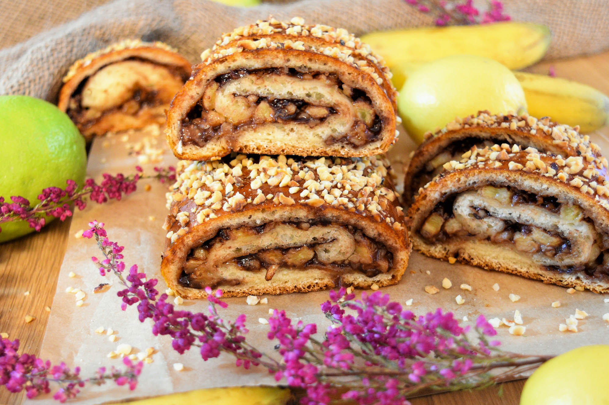 Strudel Food, Bananen Nutella Hefeteig Strudel, 2000x1340 HD Desktop