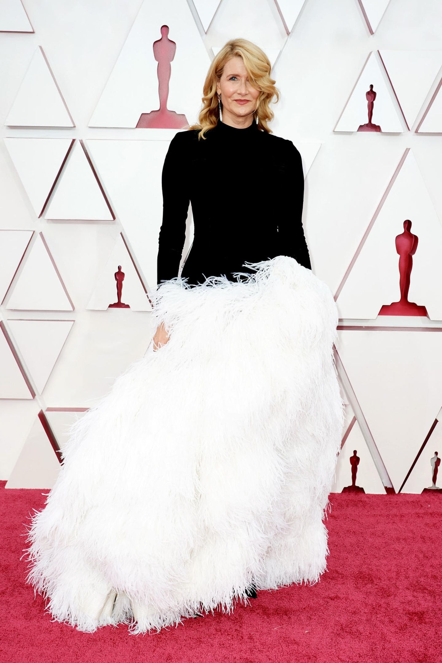 Oscars 2021, Tops and flops, Red carpet, Laura Dern, 1440x2160 HD Phone