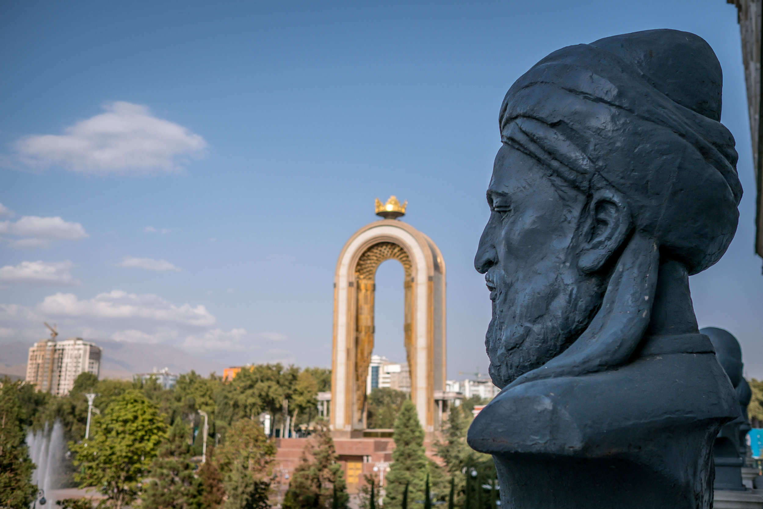 Cruella de Vil in Dushanbe, Unusual cheese, Tajikistan tales, Sleepy city, 2500x1670 HD Desktop