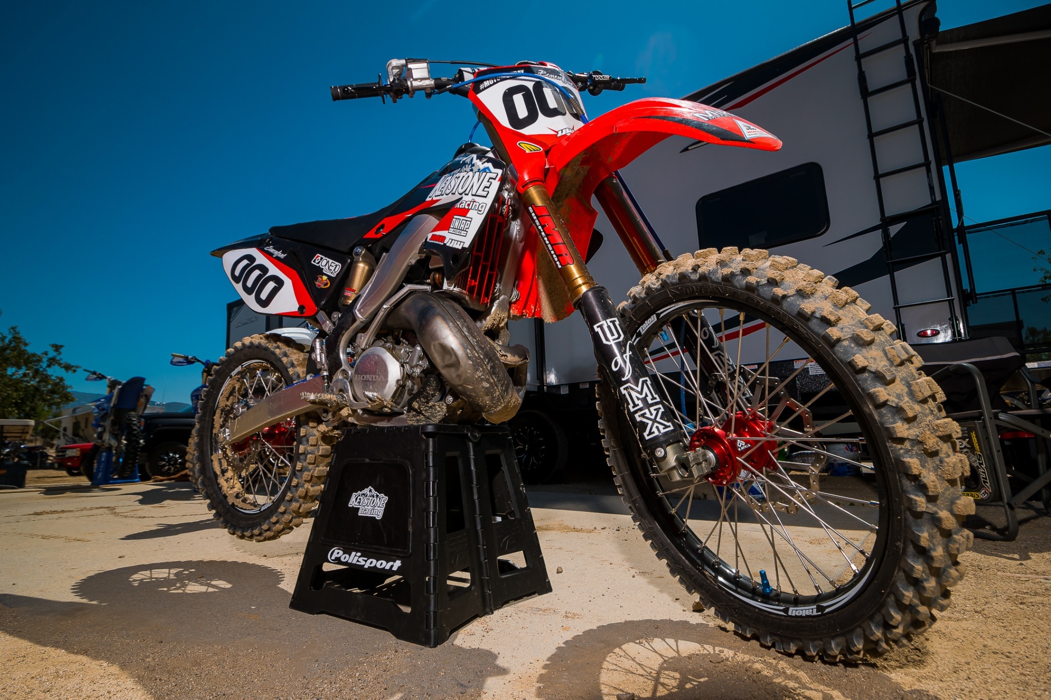 Honda CRF450R, World zwei takt meisterschaften, Motocross action magazine, Pits, 2050x1370 HD Desktop