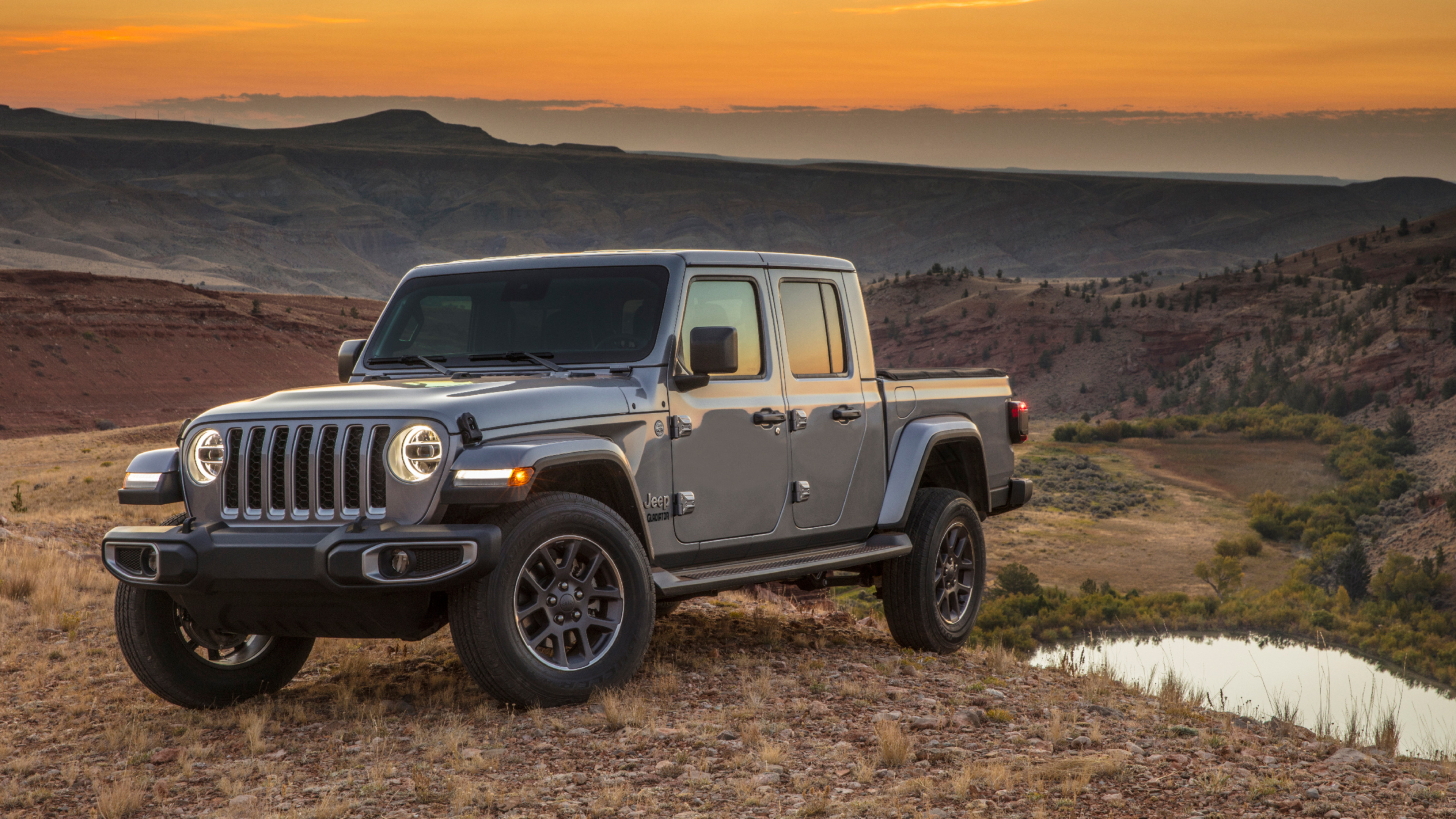 Overland 2019, Jeep Gladiator Wallpaper, 3840x2160 4K Desktop