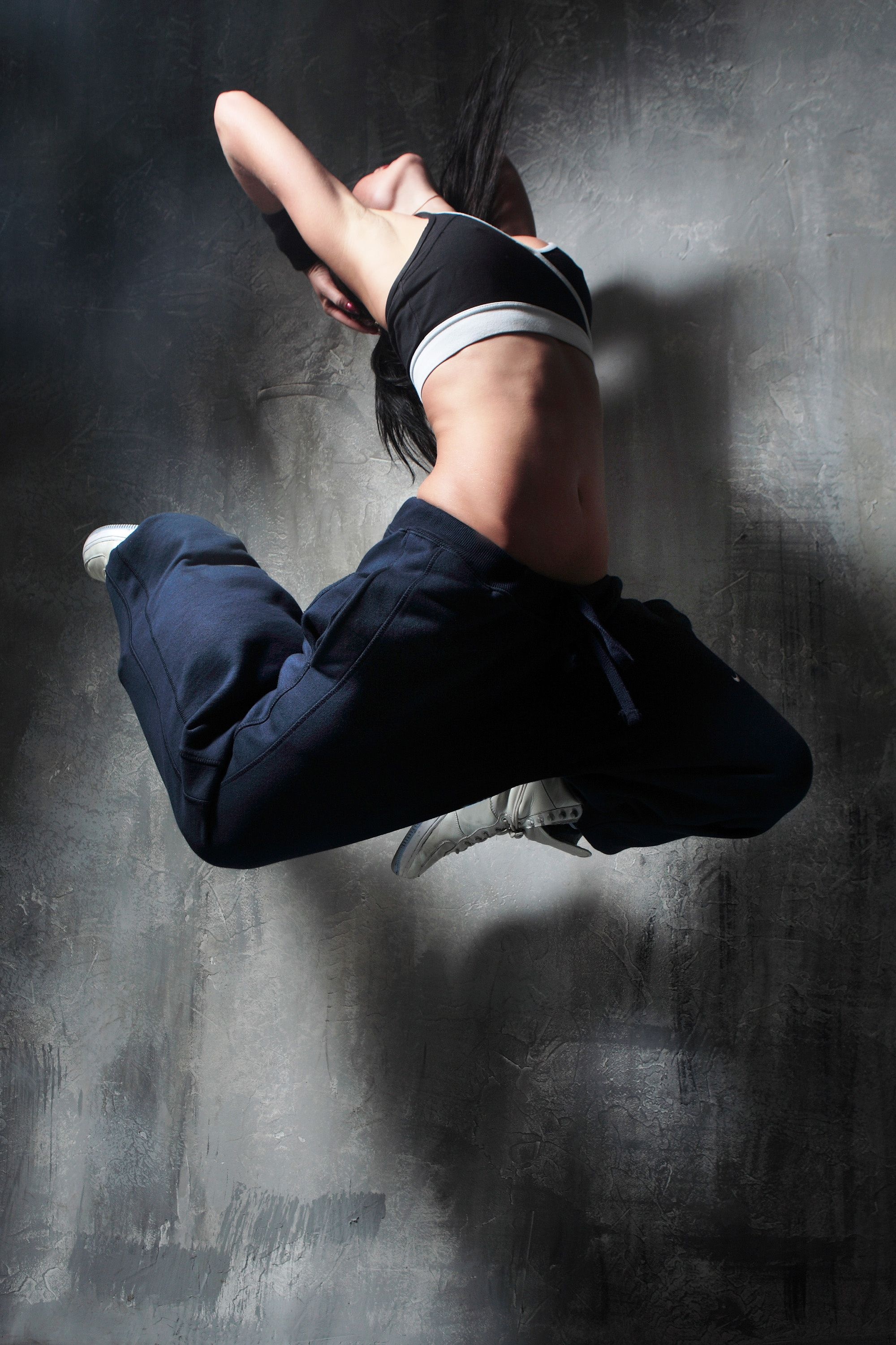 Jump, Breakdancing Wallpaper, 2000x3000 HD Phone