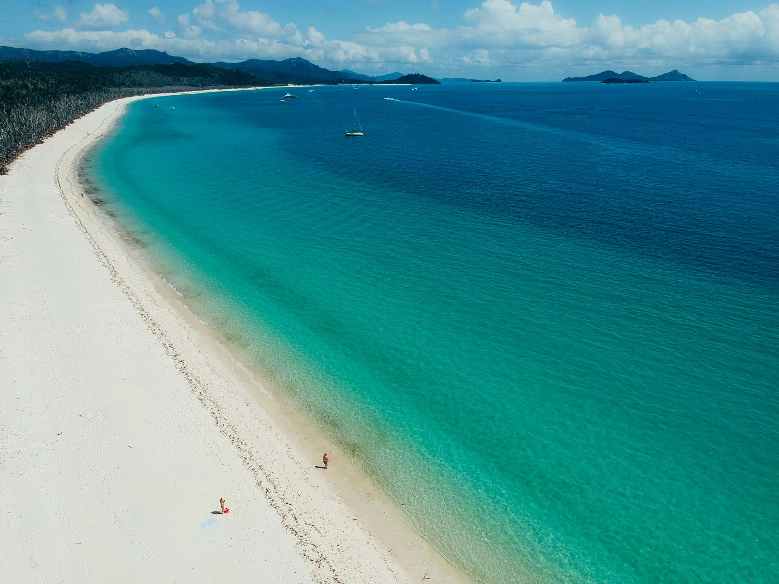 Photographing Whitehaven Beach, Whitsunday Islands, 2500x1880 HD Desktop