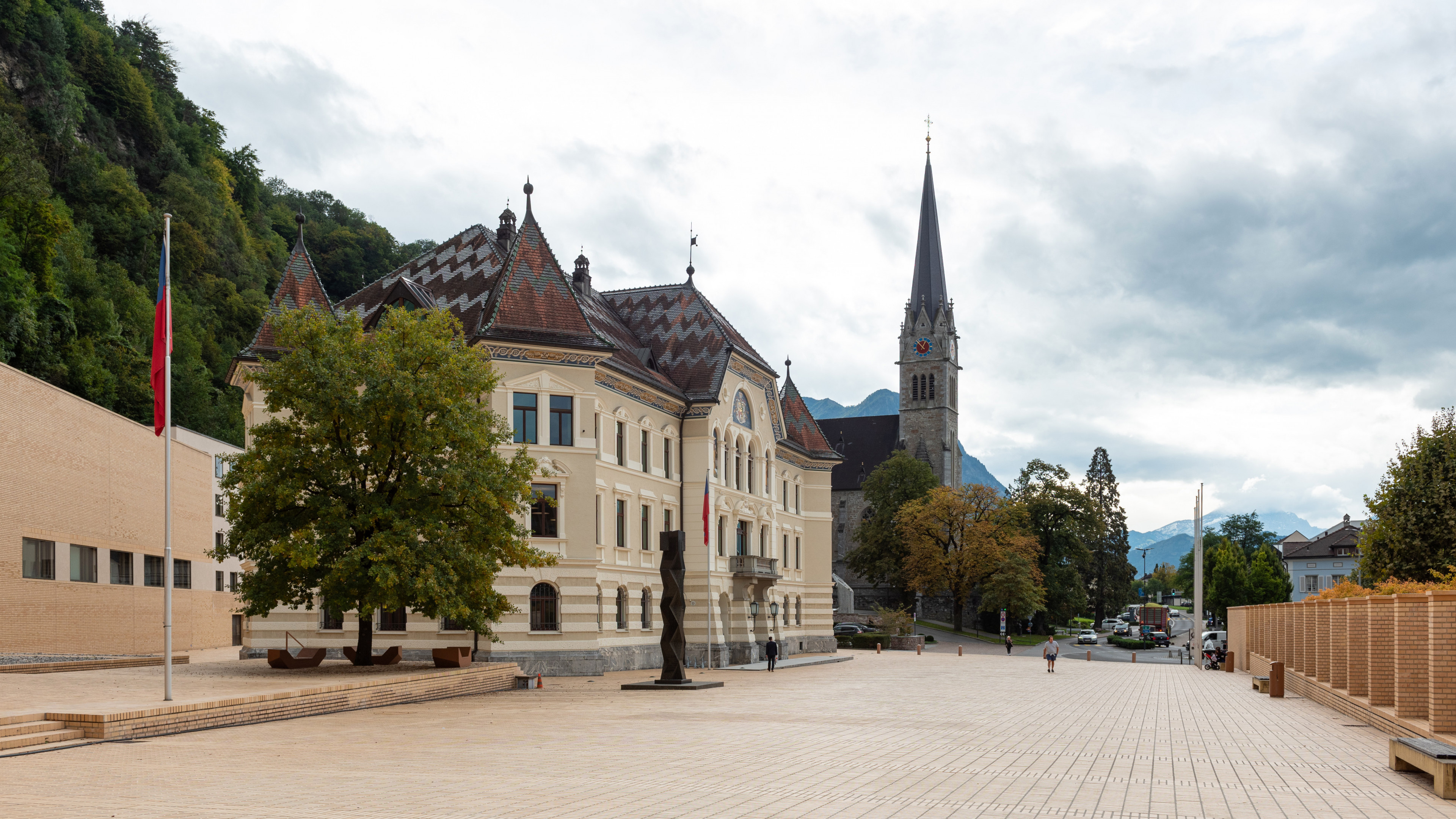 Vaduz, Stadtverwaltung Vaduz, Liechtenstein, Vaduz, 3840x2160 4K Desktop