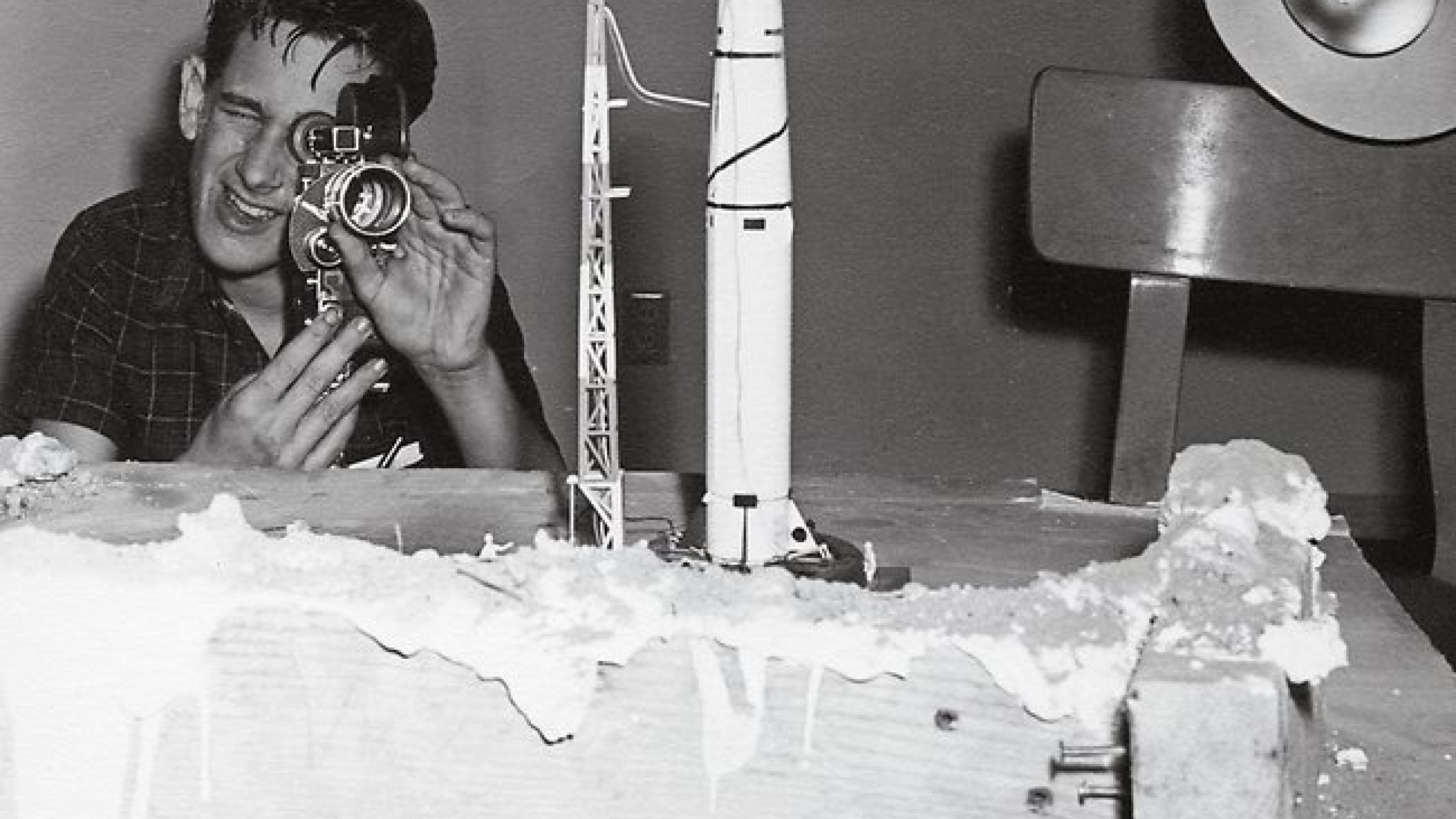 Steven Spielberg, Firelight, Lost first feature film, 17-year-old director, 2400x1350 HD Desktop