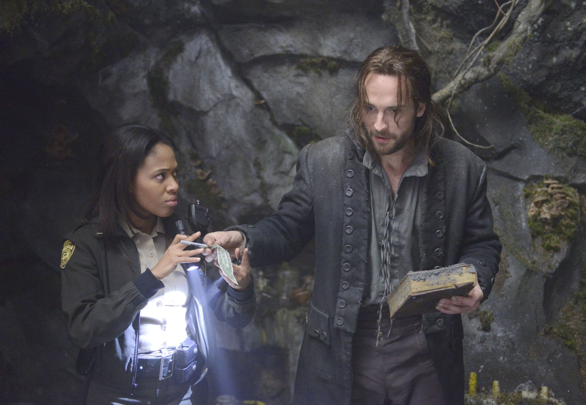 Sleepy Hollow, TV Show, UK premiere, Supernatural adventures, 1950x1350 HD Desktop