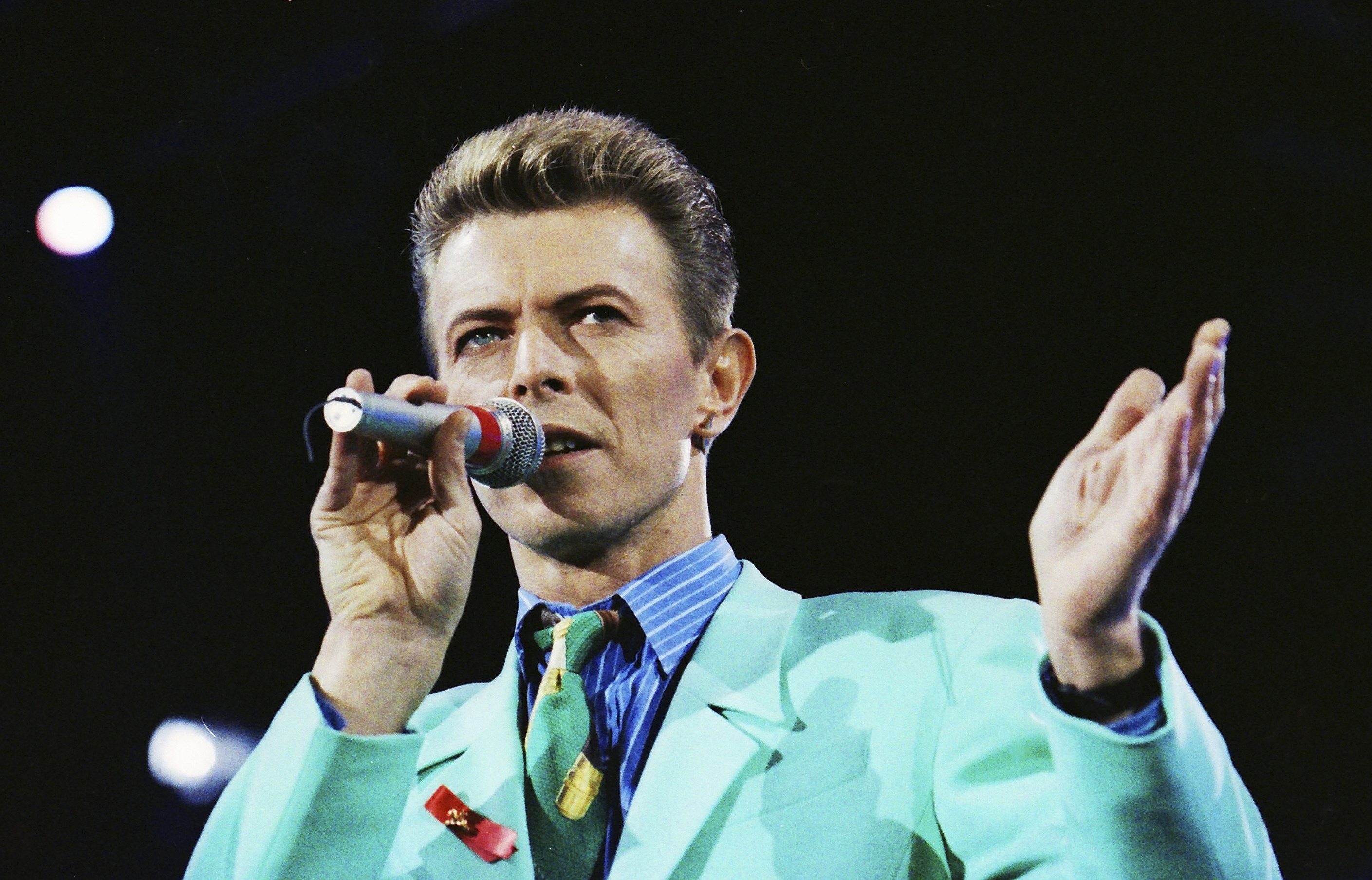 Freddie Mercury Tribute Concert 1992, David Bowie Wallpaper, 2820x1810 HD Desktop