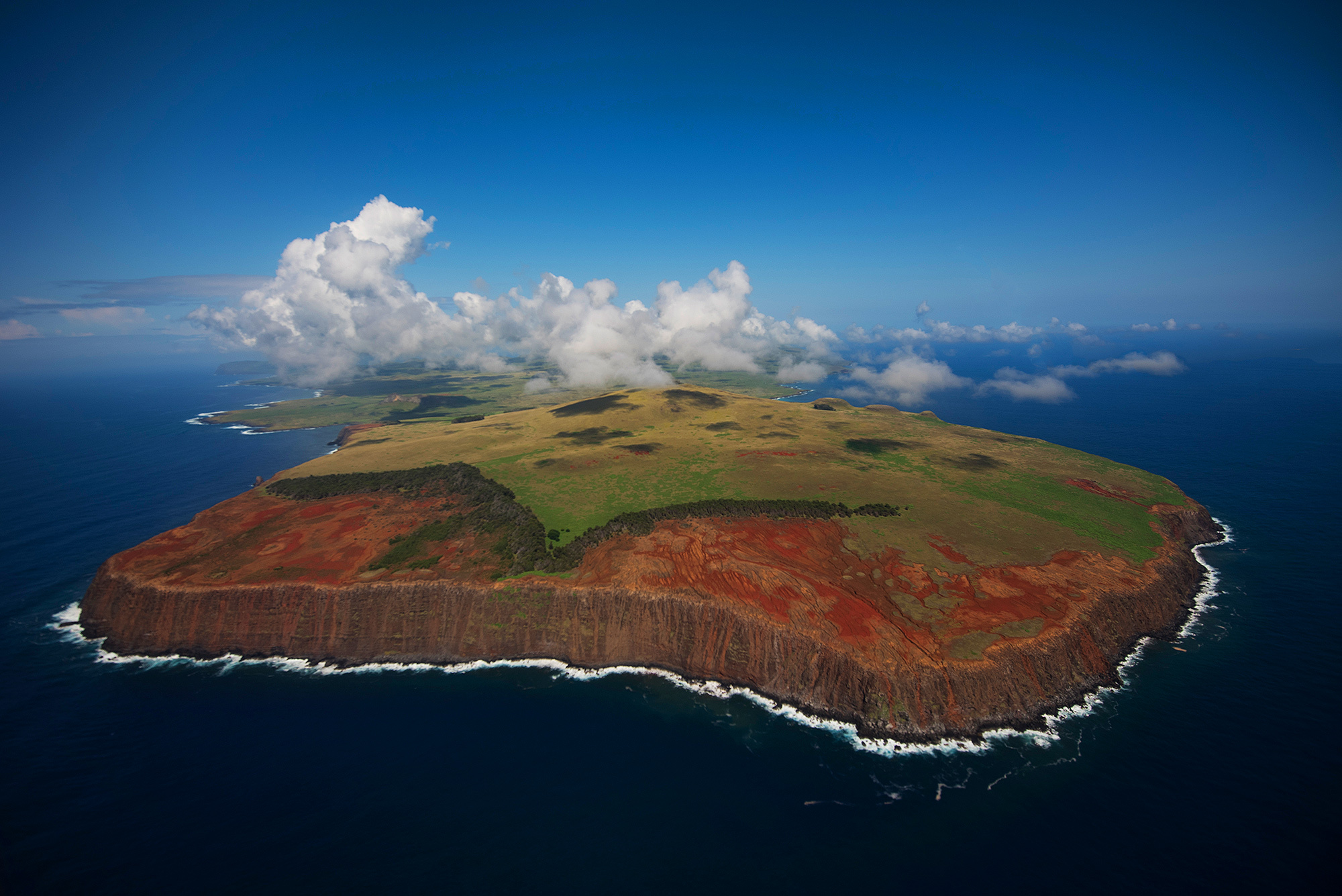 Homecoming, Stranded residents, Island life, COVID-19 impact, 2000x1340 HD Desktop