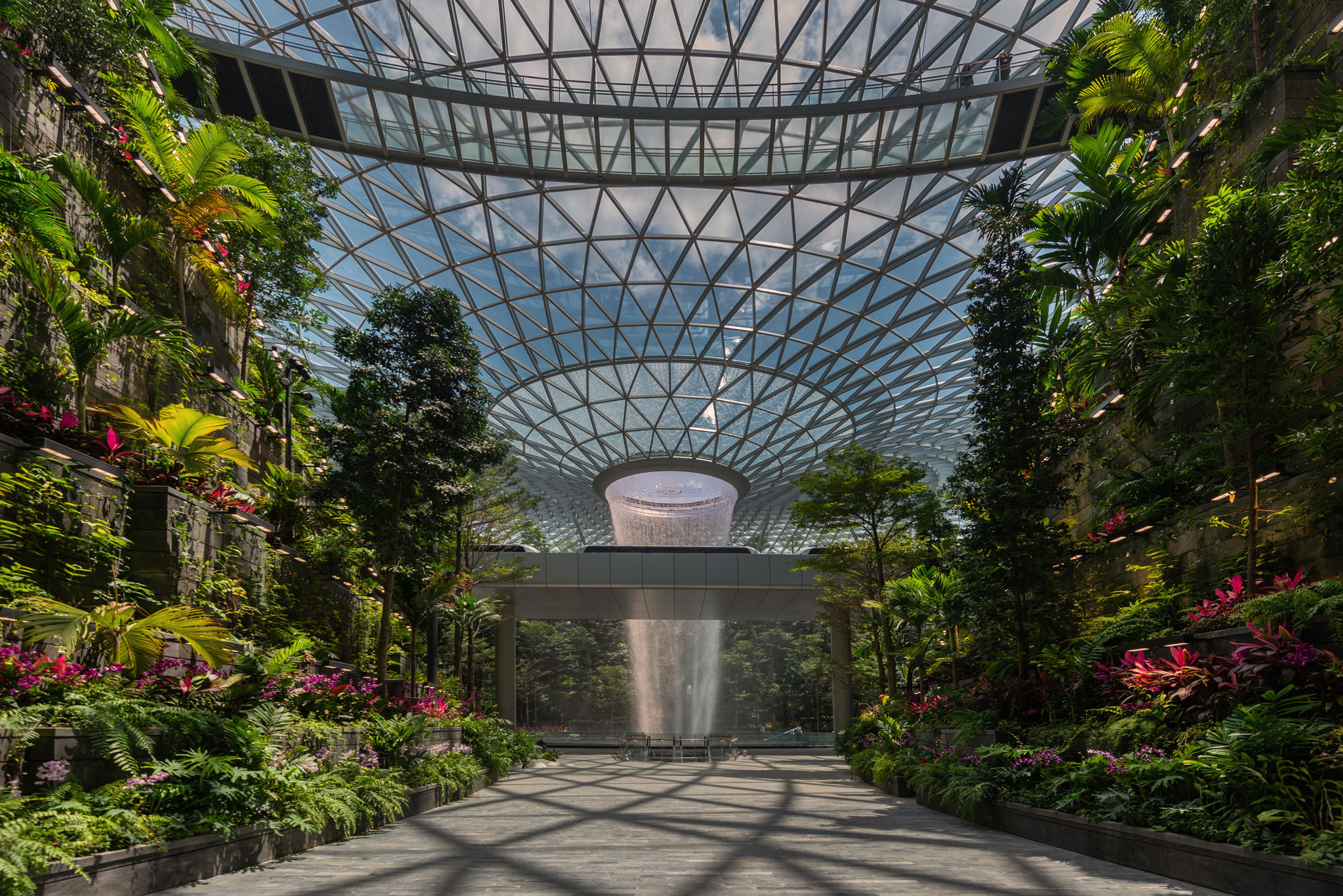 Singapore Changi International Airport, Jewel, The New York Times, 2050x1370 HD Desktop