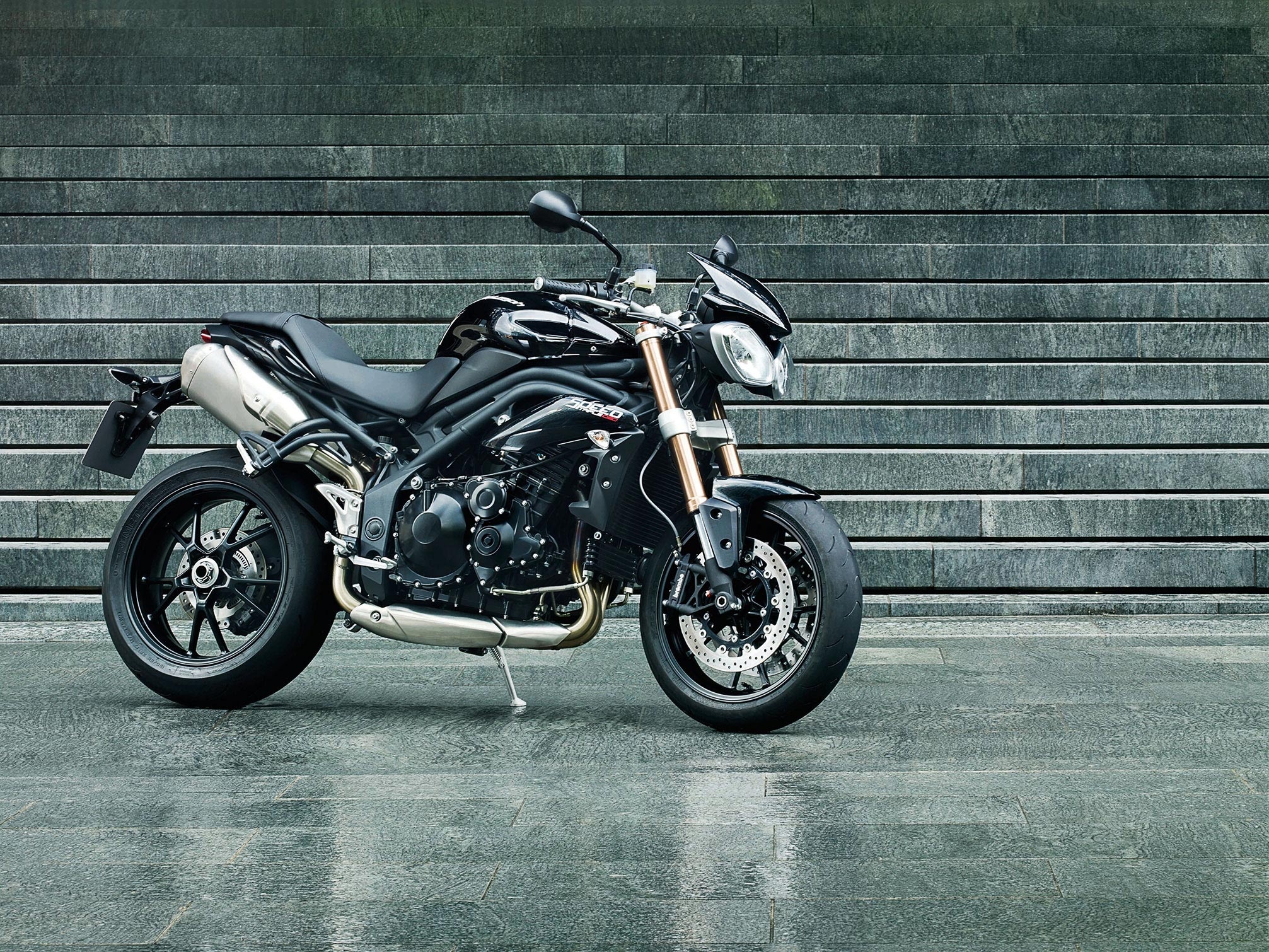 Triumph Speed Triple, 2013 version, 2020x1510 HD Desktop