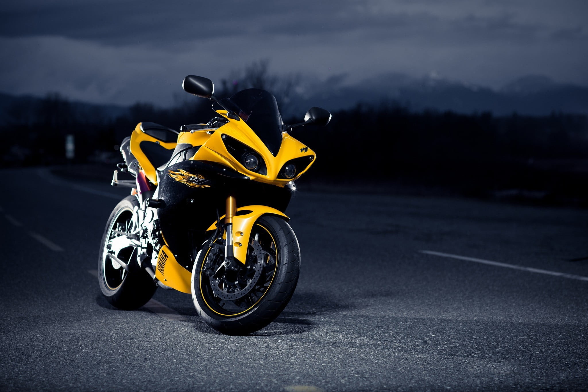 Yamaha YZF-R1, Superbike legend, Thrilling blue and black, Unleashing power, 2050x1370 HD Desktop