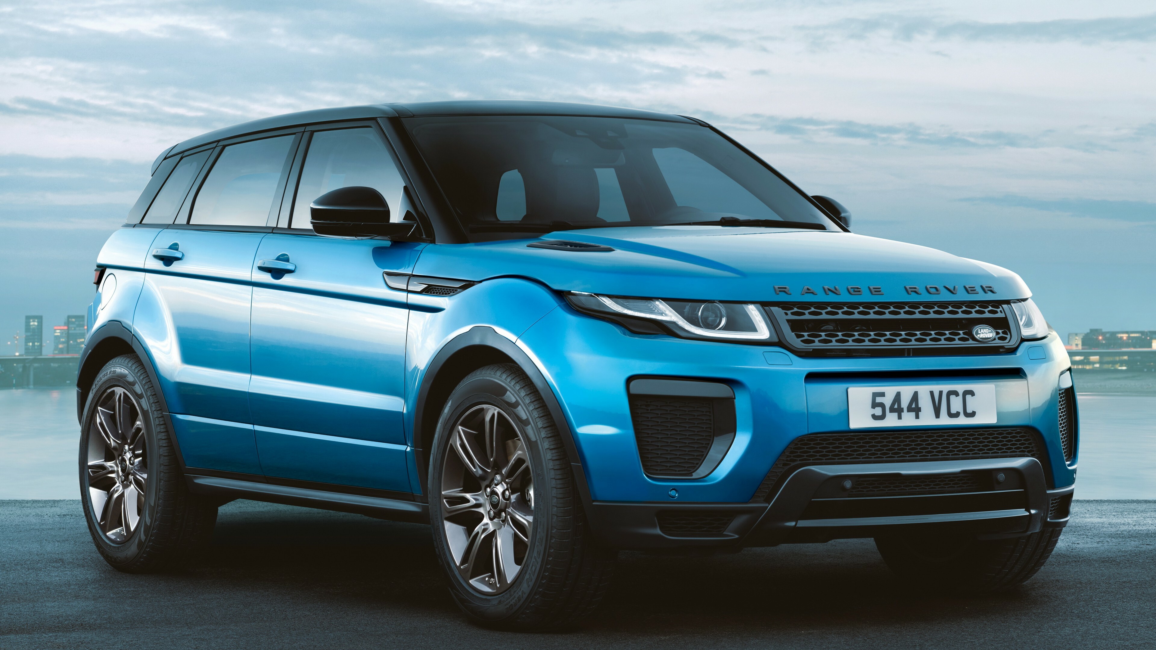 Range Rover Evoque, 2019 cars, 4K, Bikes, 3840x2160 4K Desktop