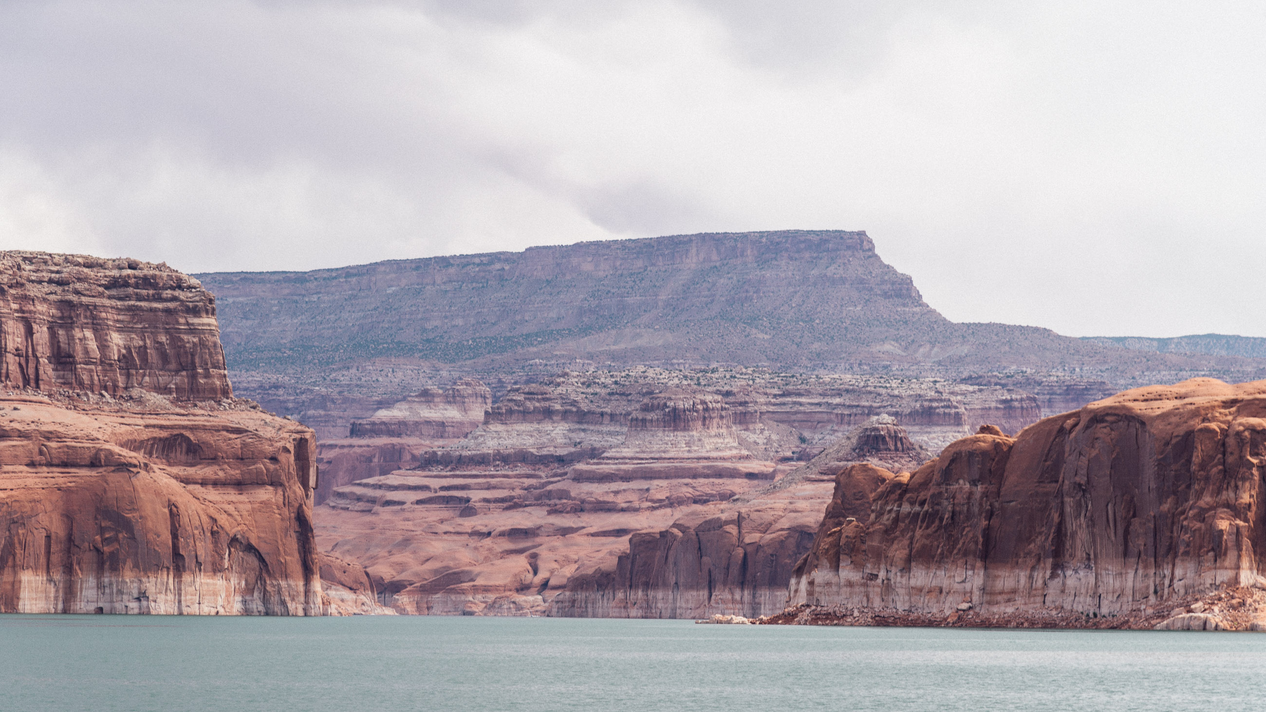 Lake Powell, Natural wonder, Rainbow Bridge, National monument, 2600x1470 HD Desktop