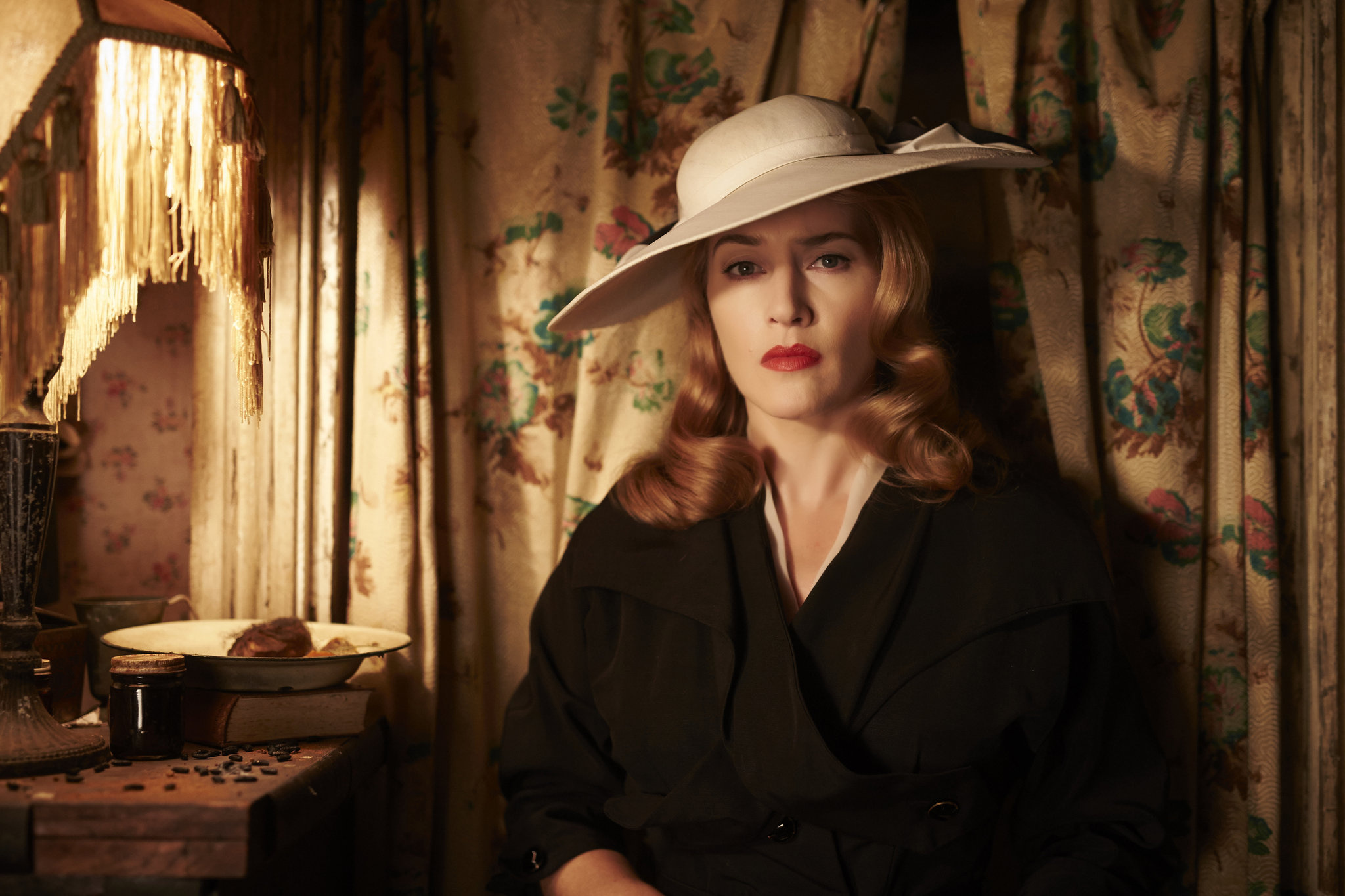 The Dressmaker, Femme fatale vengeance, The New York Times, 2050x1370 HD Desktop