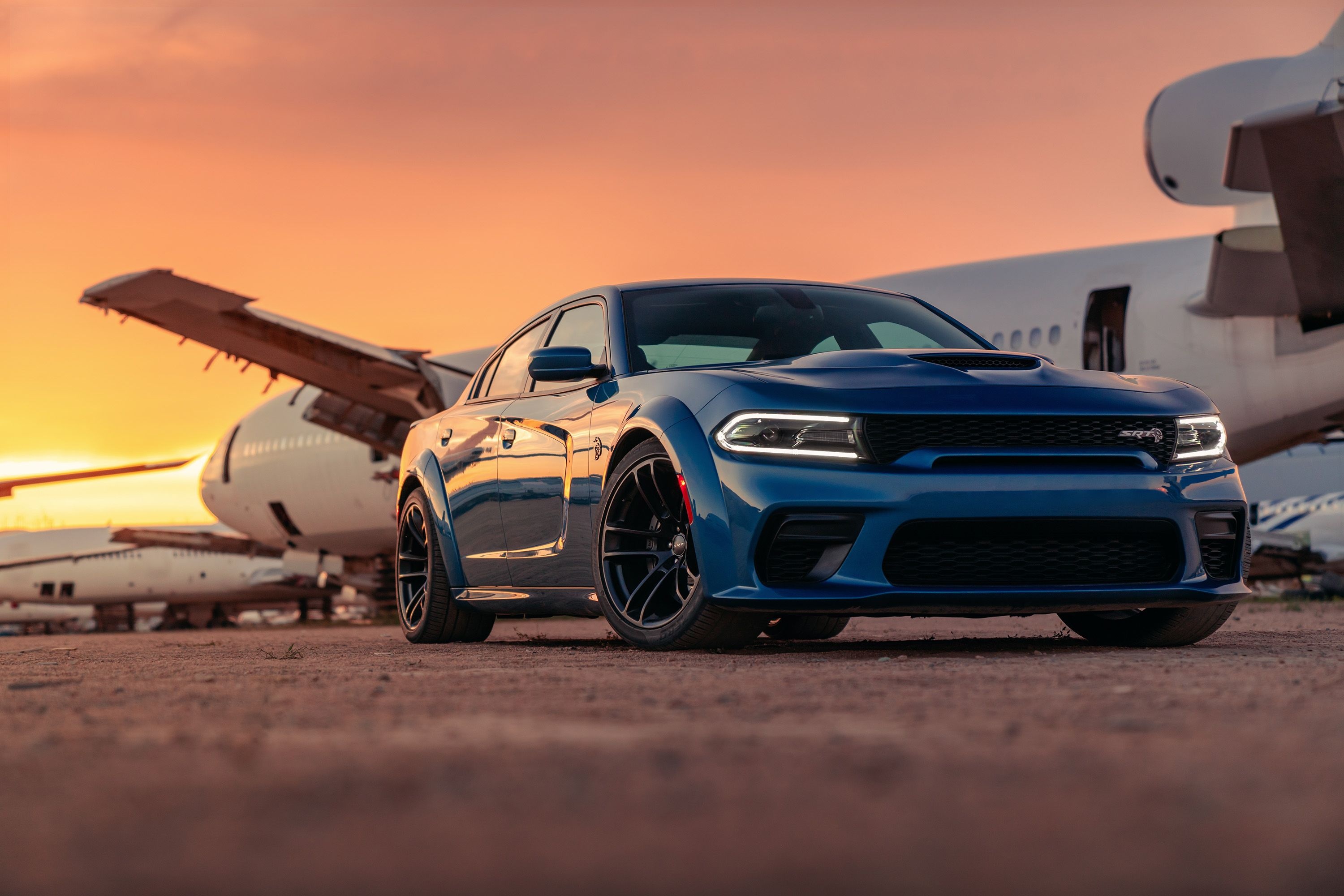 Dodge Charger SRT Hellcat Widebody, Decommissioned airplane boneyard, Sunset desert airfield, HD Desktop wallpaper