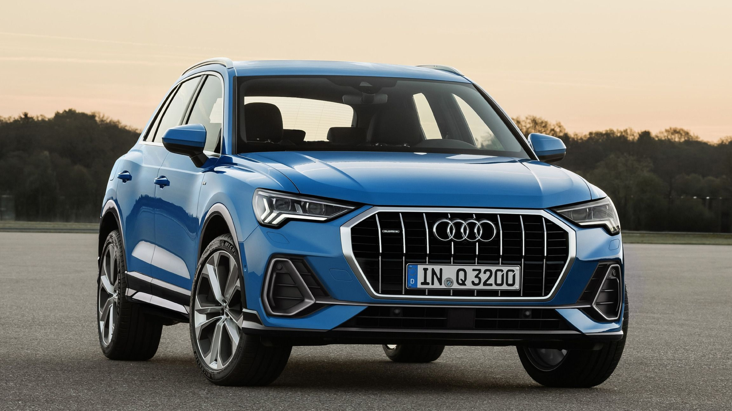 Audi Q3, Top-quality wallpapers, Stunning visuals, Captivating backgrounds, 2560x1440 HD Desktop