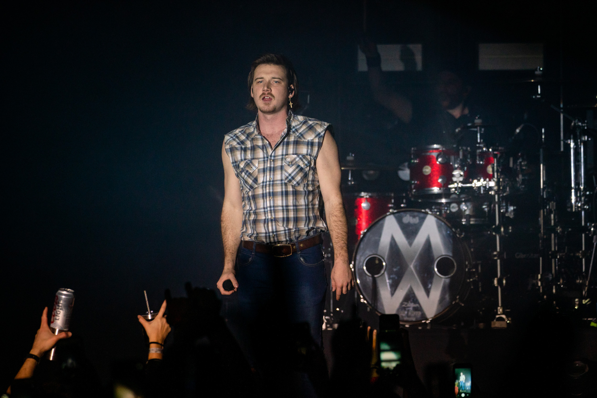 Morgan Wallen, Reinstated on radio, Supported on billboards, CMT Awards, 2500x1670 HD Desktop