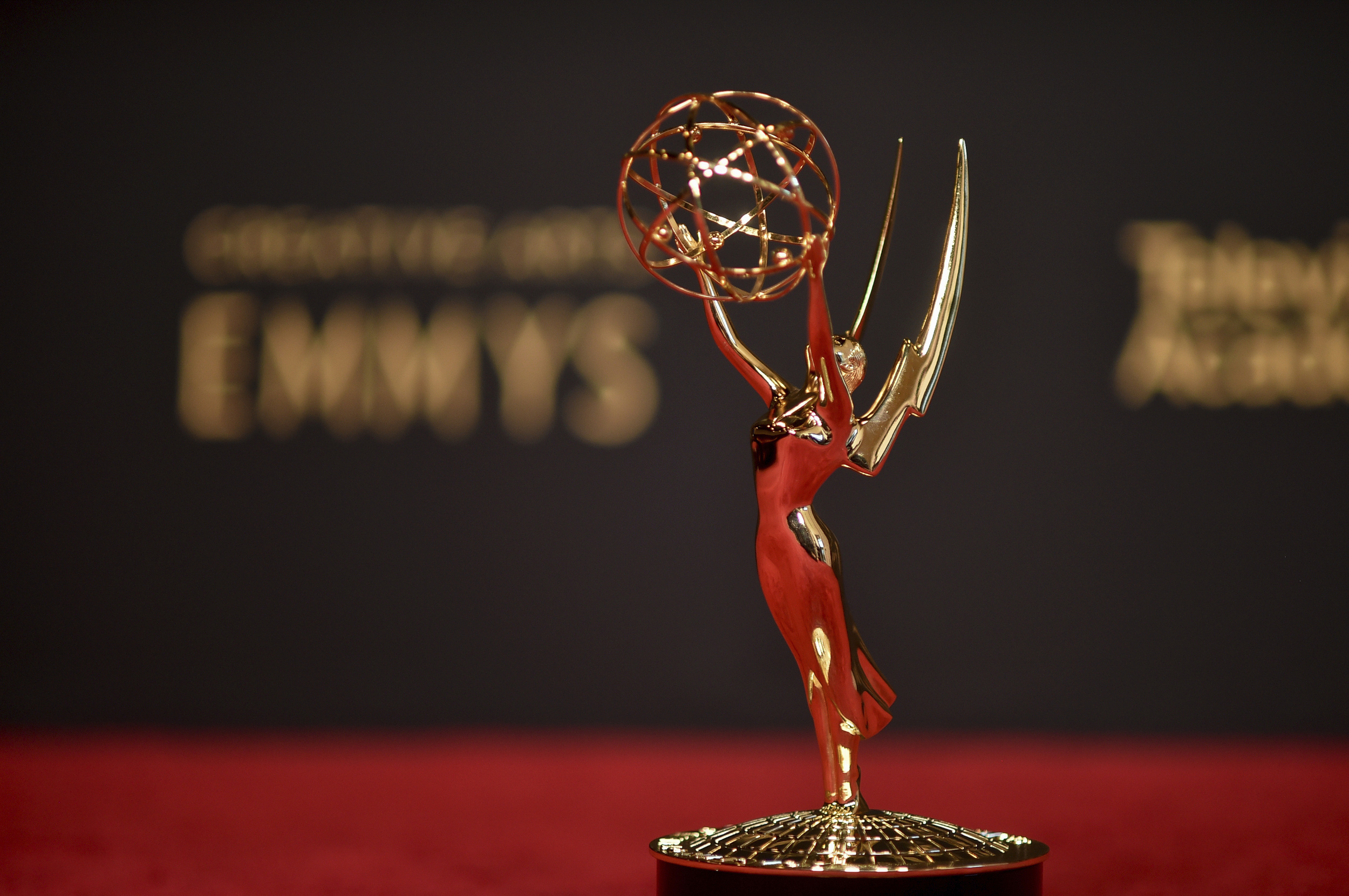 SNL hosts rudolph, chappelle win guest, emmy honors krqe, guest actor emmy, 2500x1670 HD Desktop