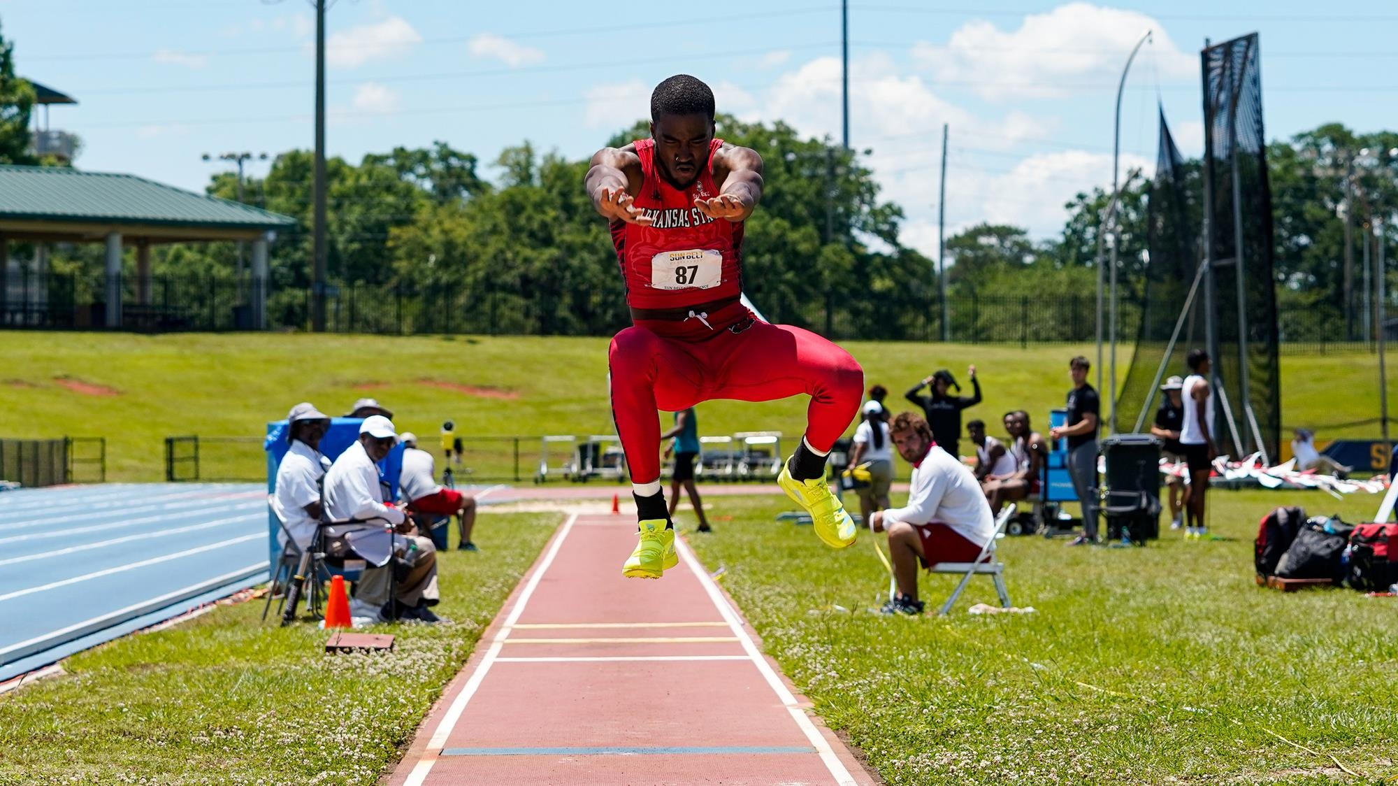 Triple Jump, Carter Shell, Track and Field, Arkansas State University, 2000x1130 HD Desktop