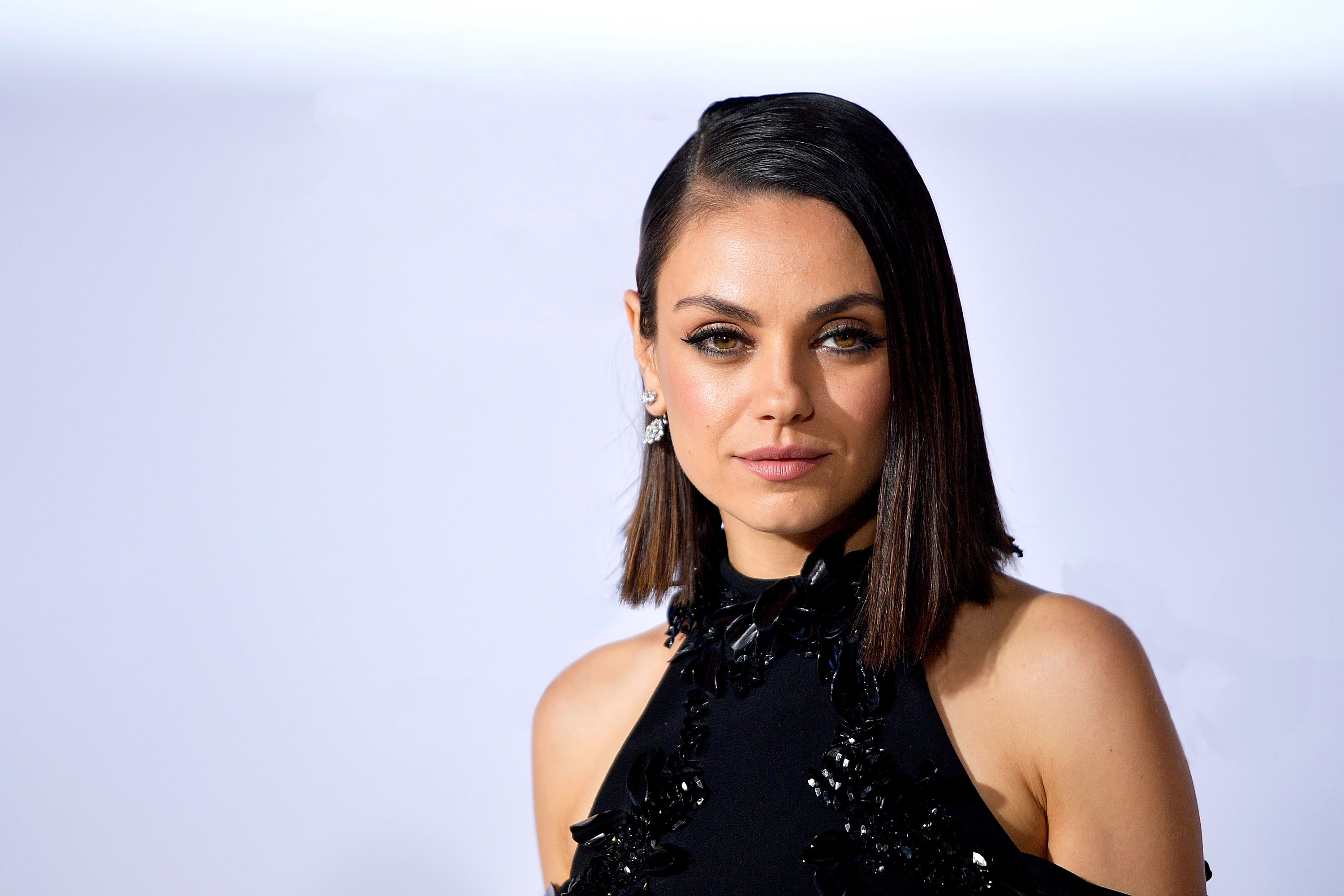 Mila Kunis wallpapers, Lit it up, Stunning images, Wallpaper, 3000x2000 HD Desktop