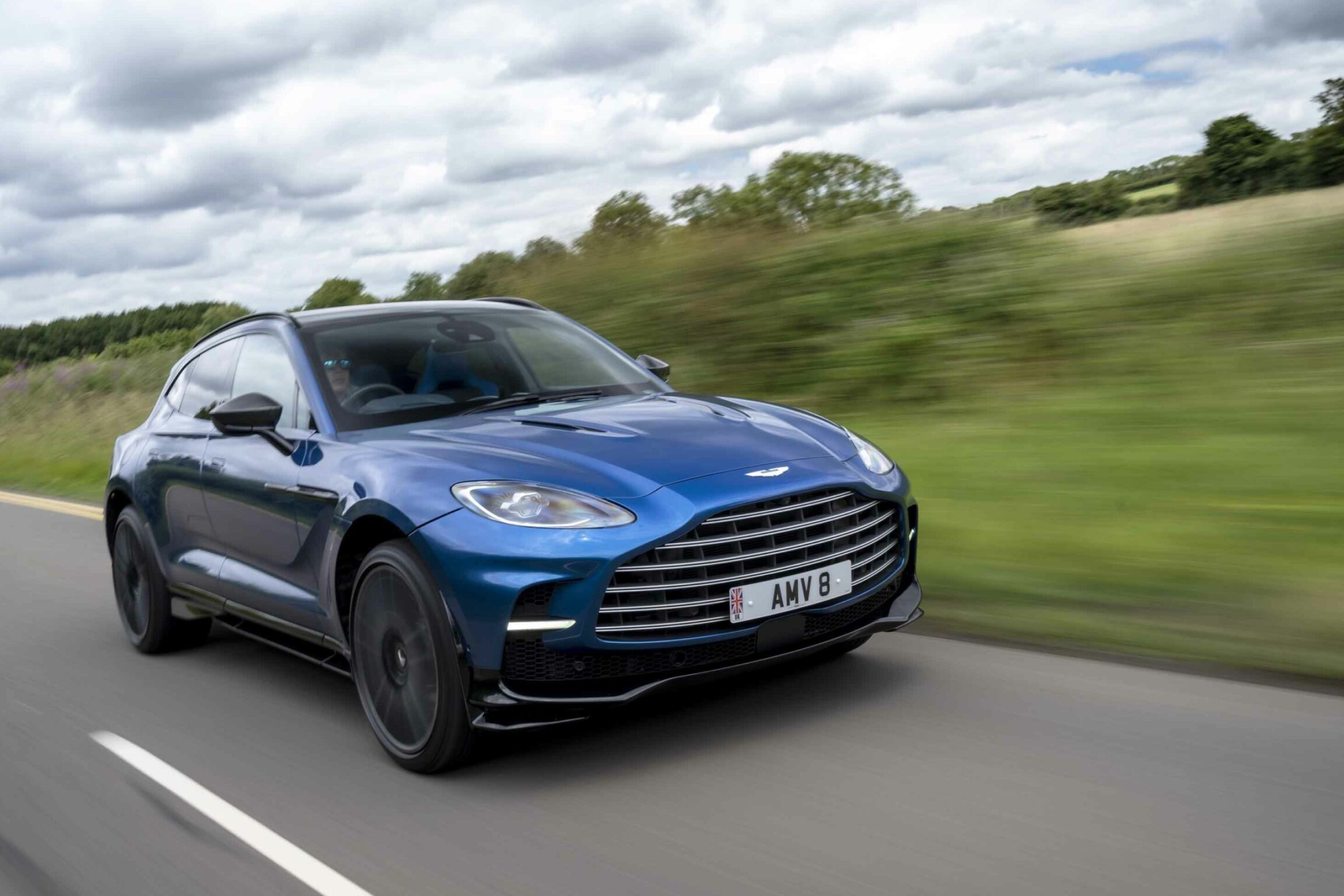 Aston Martin, DBX707, 2023, UK Version, DailyRevs, 2560x1710 HD Desktop