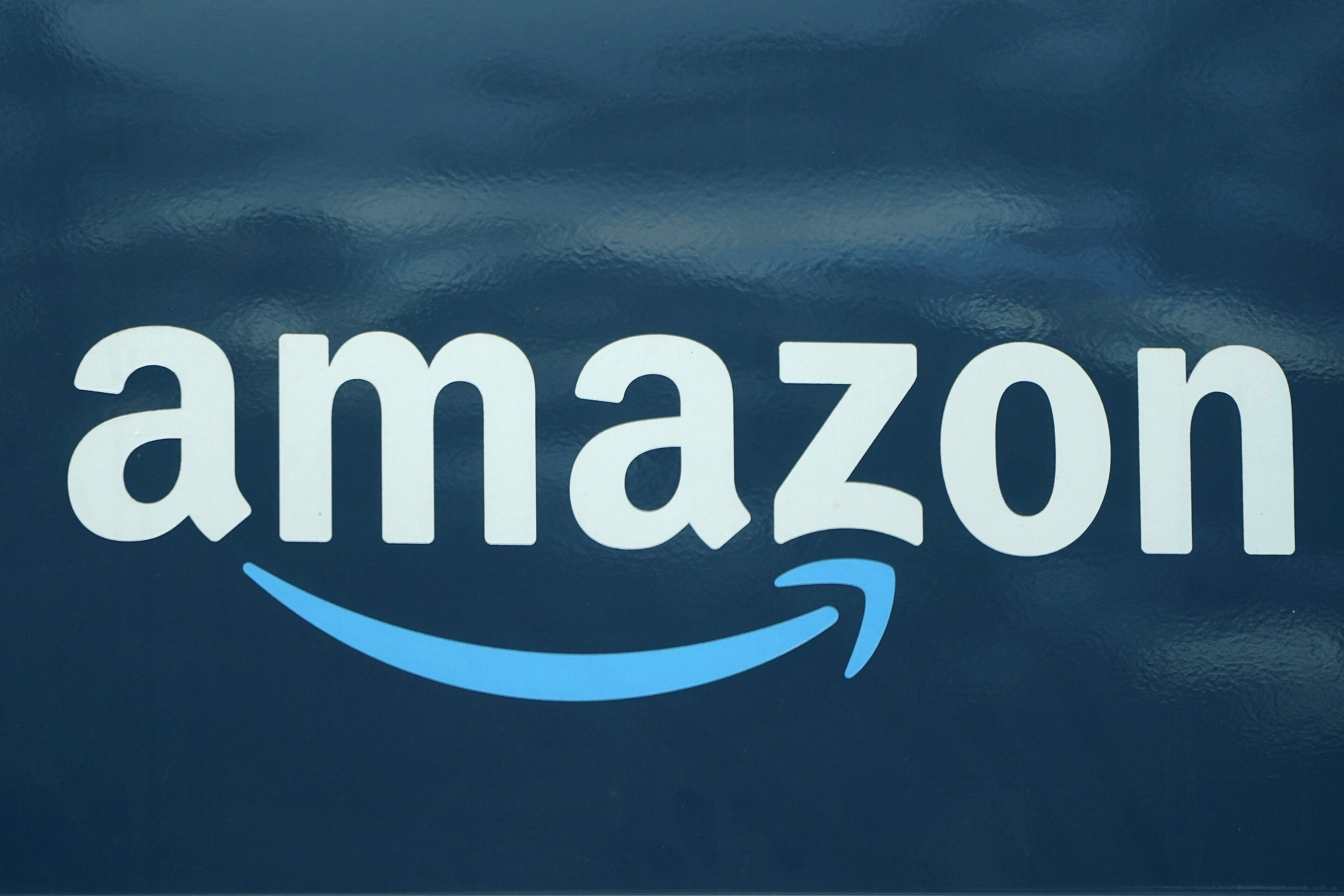 NY agency, Discrimination complaint, Amazon, 2880x1930 HD Desktop