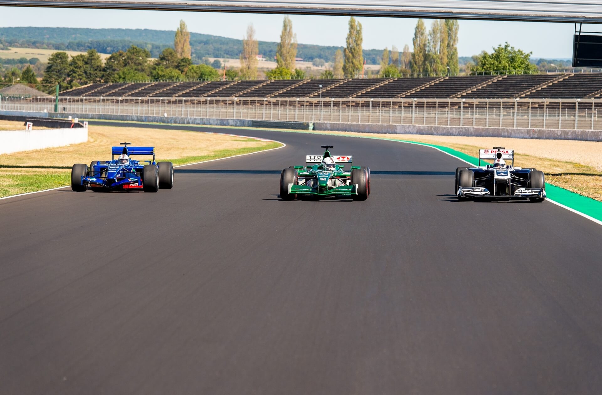 F1 Race, Ultimate driving experience, Formula 1 excitement, High-speed adrenaline, 1920x1260 HD Desktop