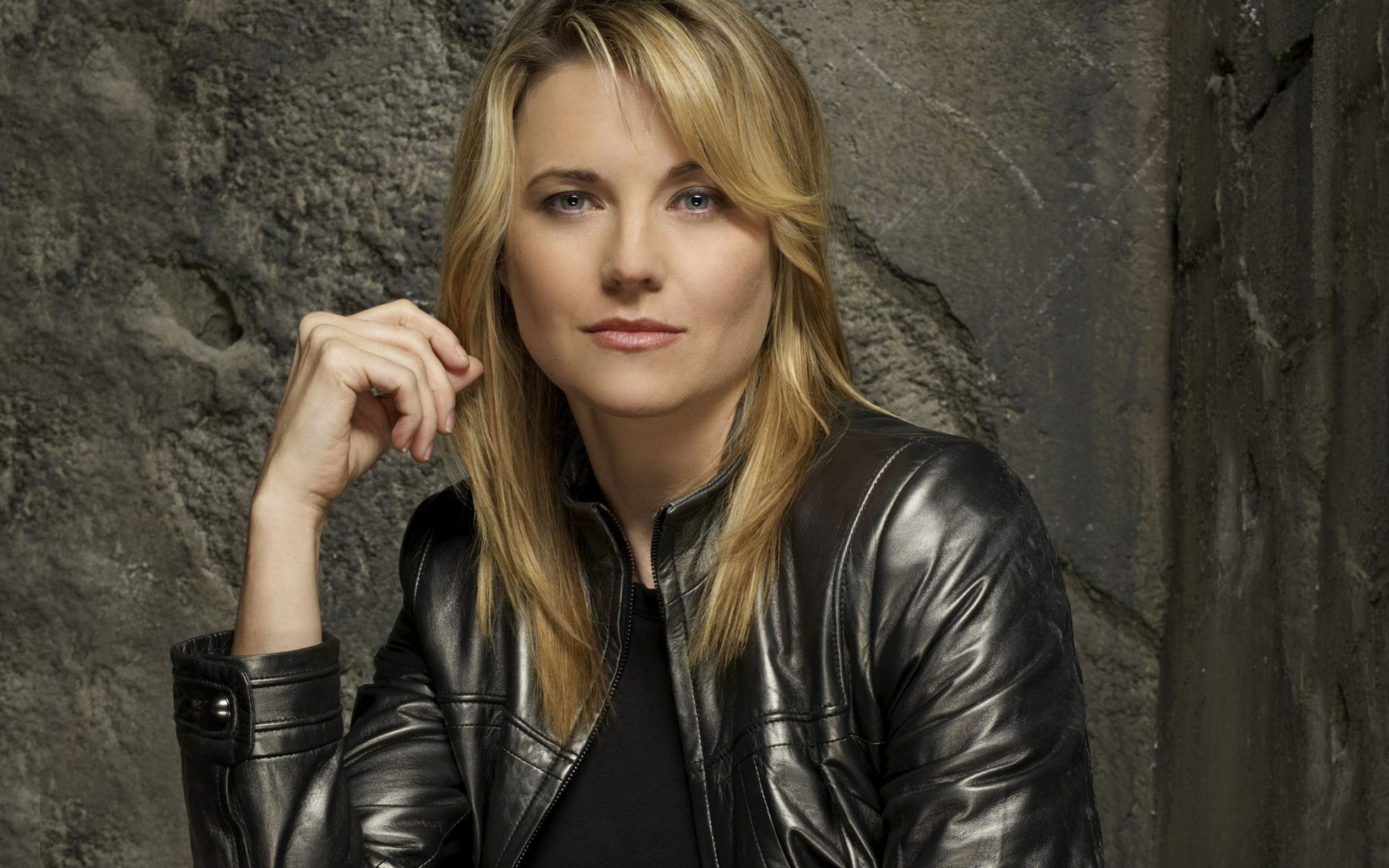 Lucy Lawless, Celebrity wallpapers, 2560x1600 HD Desktop