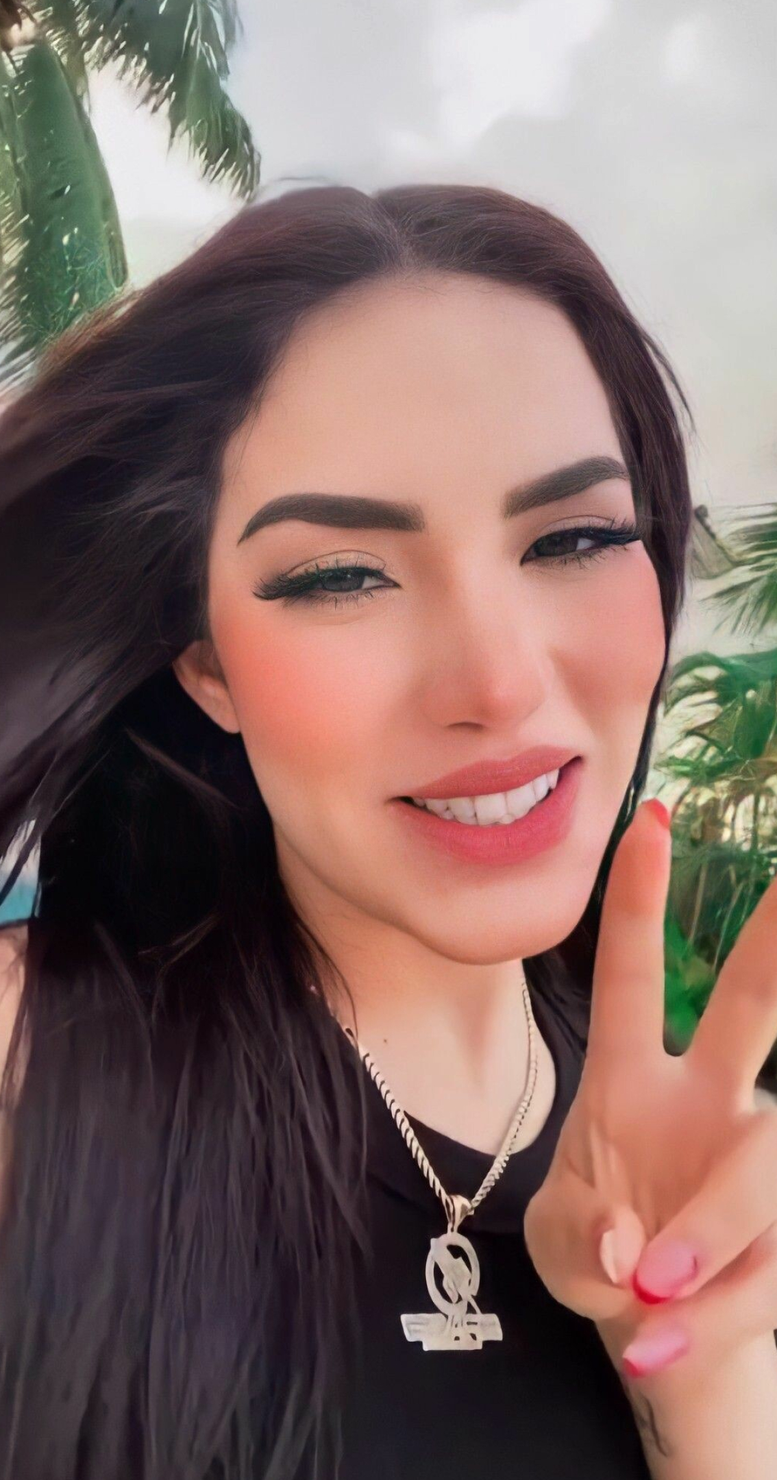 Kimberly Loaiza, TikTok sensation, Artofit, Cool, 1140x2160 HD Phone