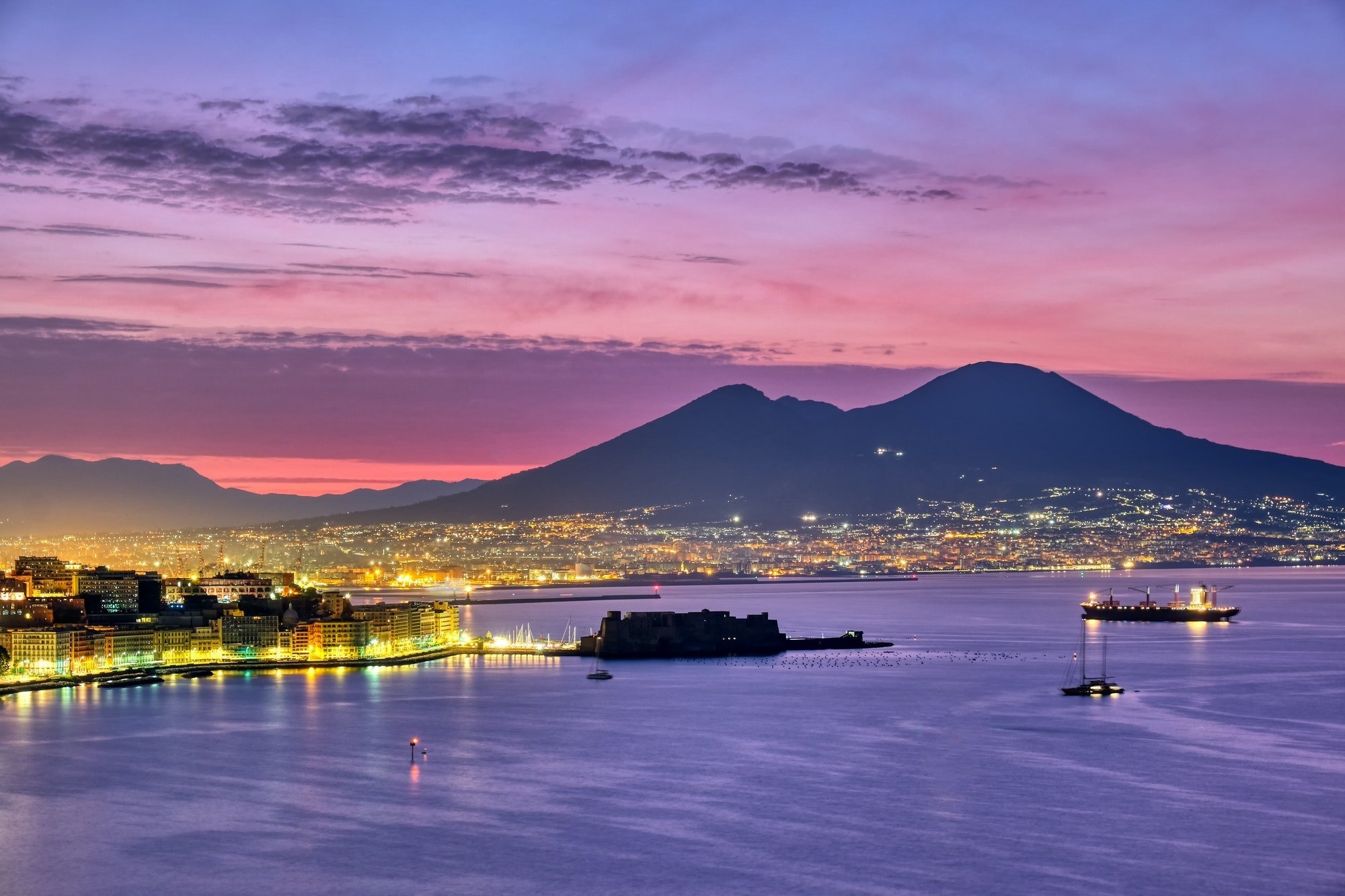 La Napoli Sotterranea, Storia vera e leggende, 2000x1340 HD Desktop