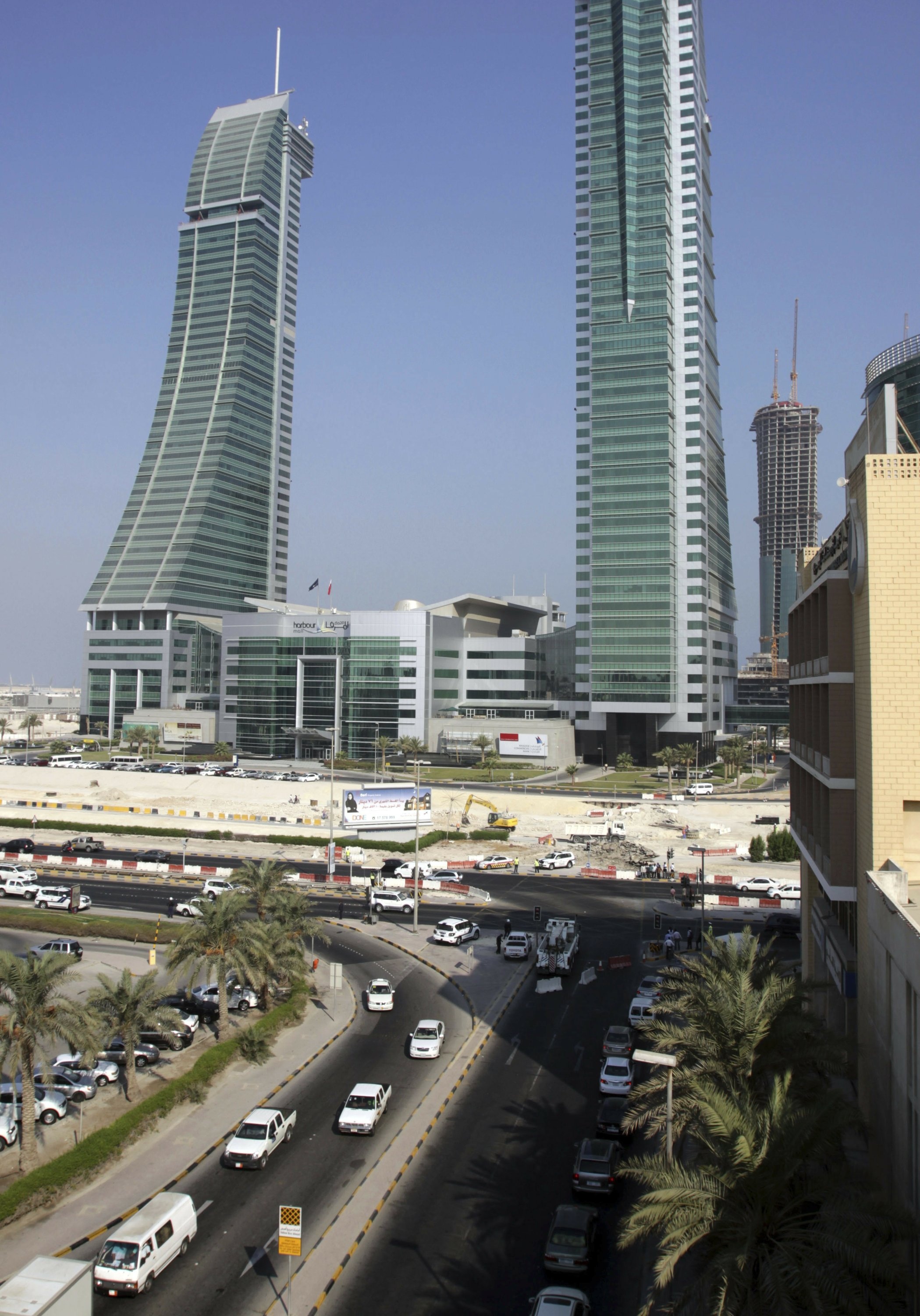 Bahrain, Pfizer shot, Emergency use, AP news, 2100x3000 HD Phone