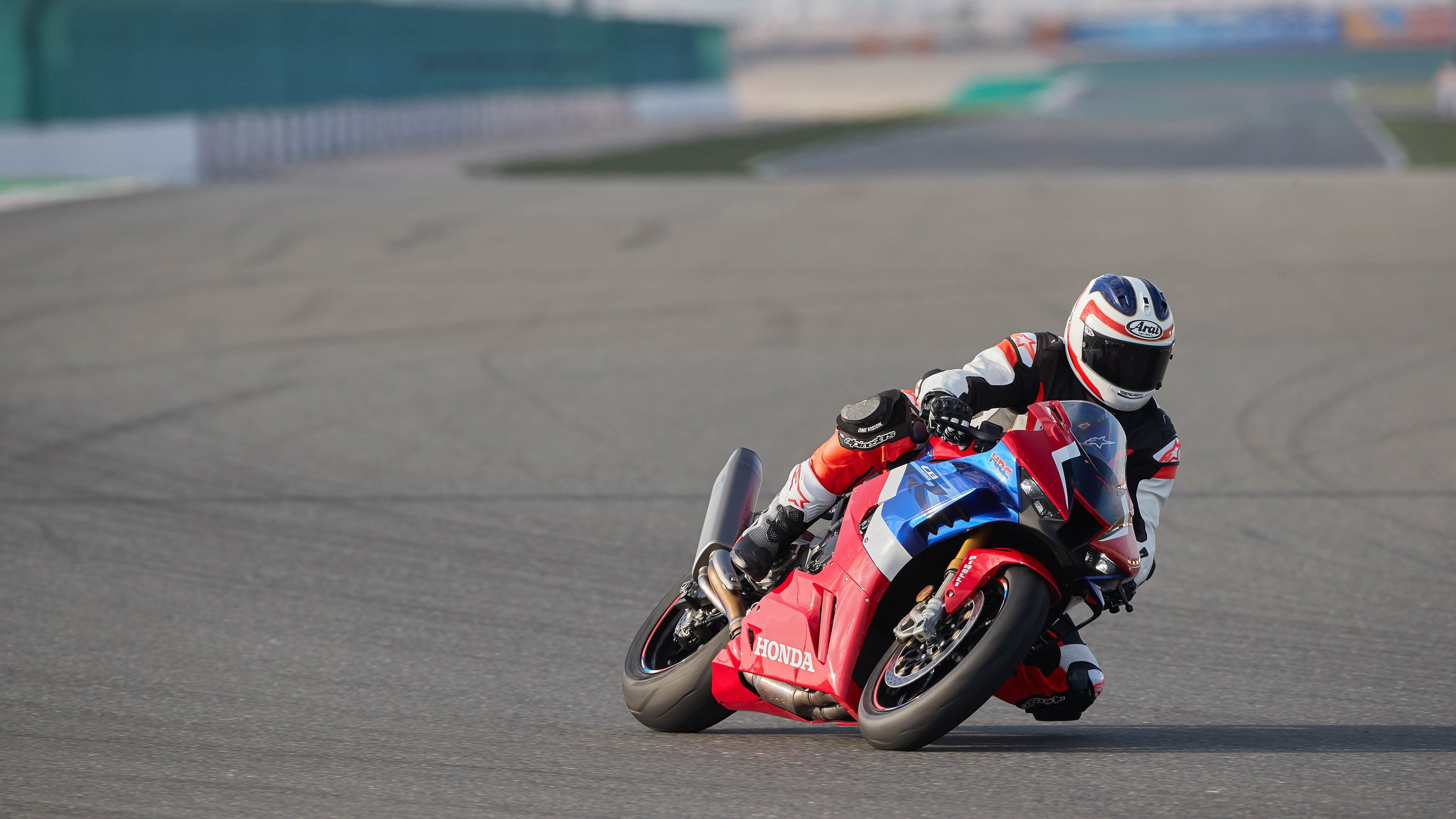 Honda CBR1000RR, Racing heritage, Dynamic performance, Advanced technology, 3840x2160 4K Desktop