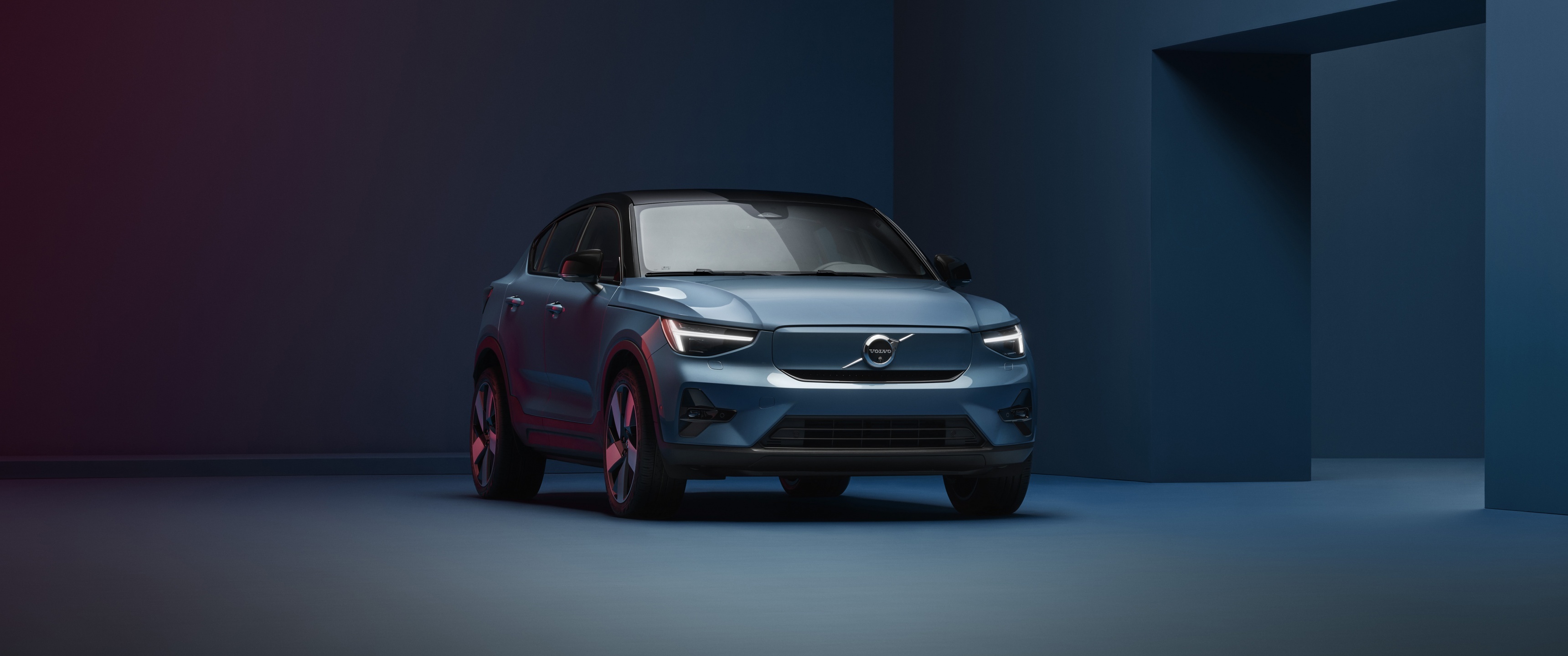 2022 Model, Volvo C40 Wallpaper, 3440x1440 Dual Screen Desktop