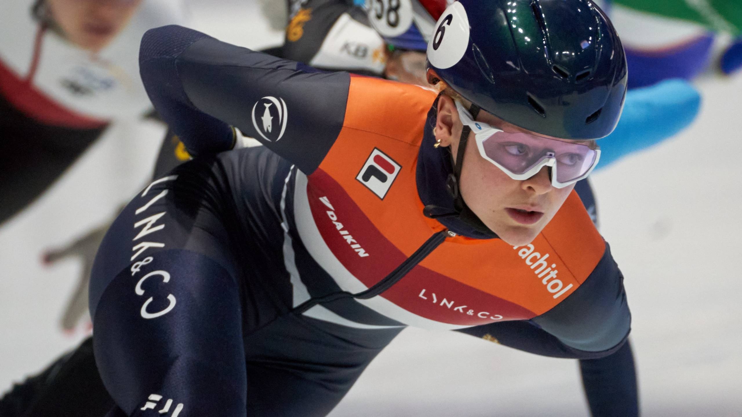 Xandra Velzeboer, Short track champion, World championship, Podium finish, 2560x1440 HD Desktop