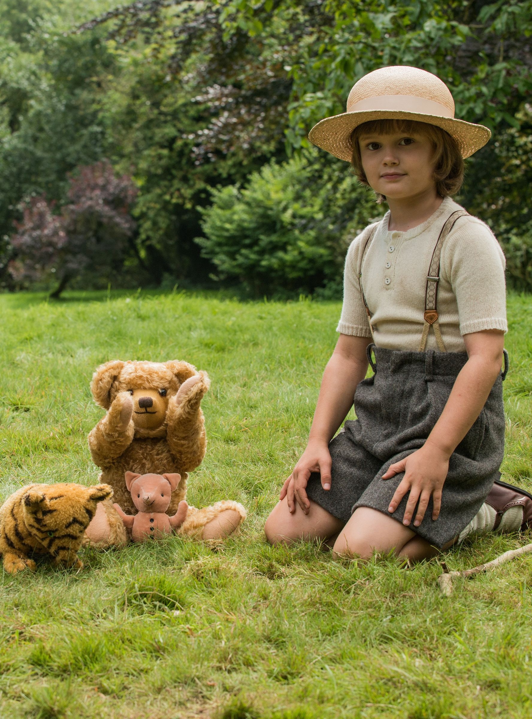 Christopher Robin quotes, Recent pictures, Coloring, Vintage, 1780x2400 HD Phone