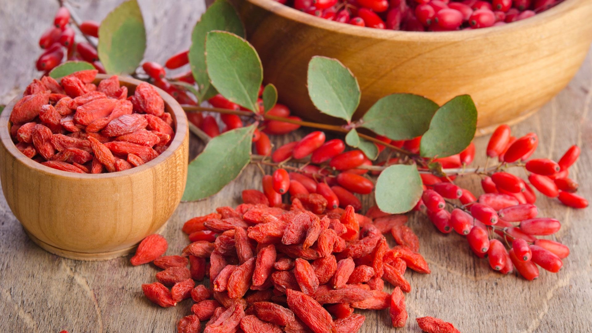 Goji berries benefits, Healthy fruits, Nutrient-packed, Nourishing snacks, 1920x1080 Full HD Desktop
