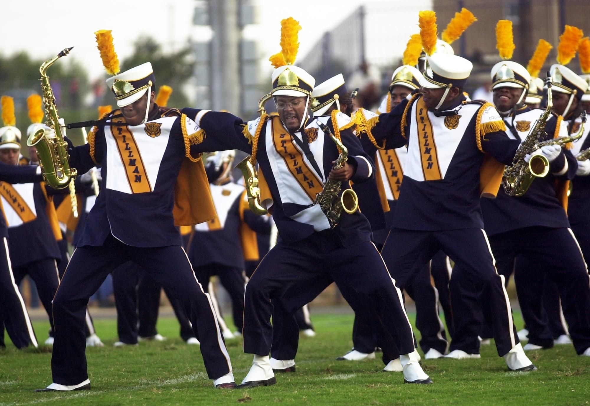 Black college marching bands, Showtime excellence, Creative performances, Cultural pride, 2000x1380 HD Desktop