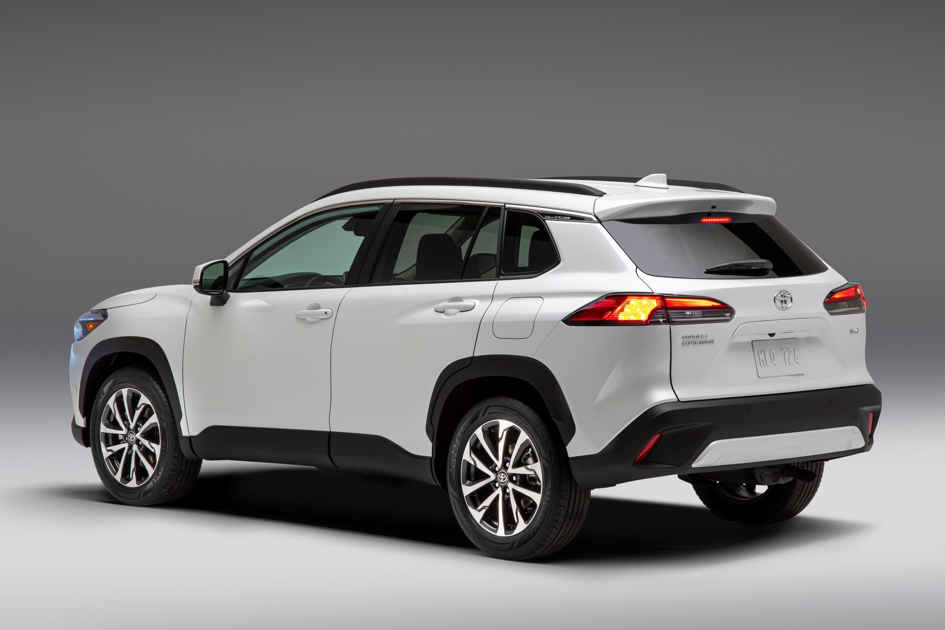 Rear View, Toyota Corolla Cross Wallpaper, 1920x1280 HD Desktop