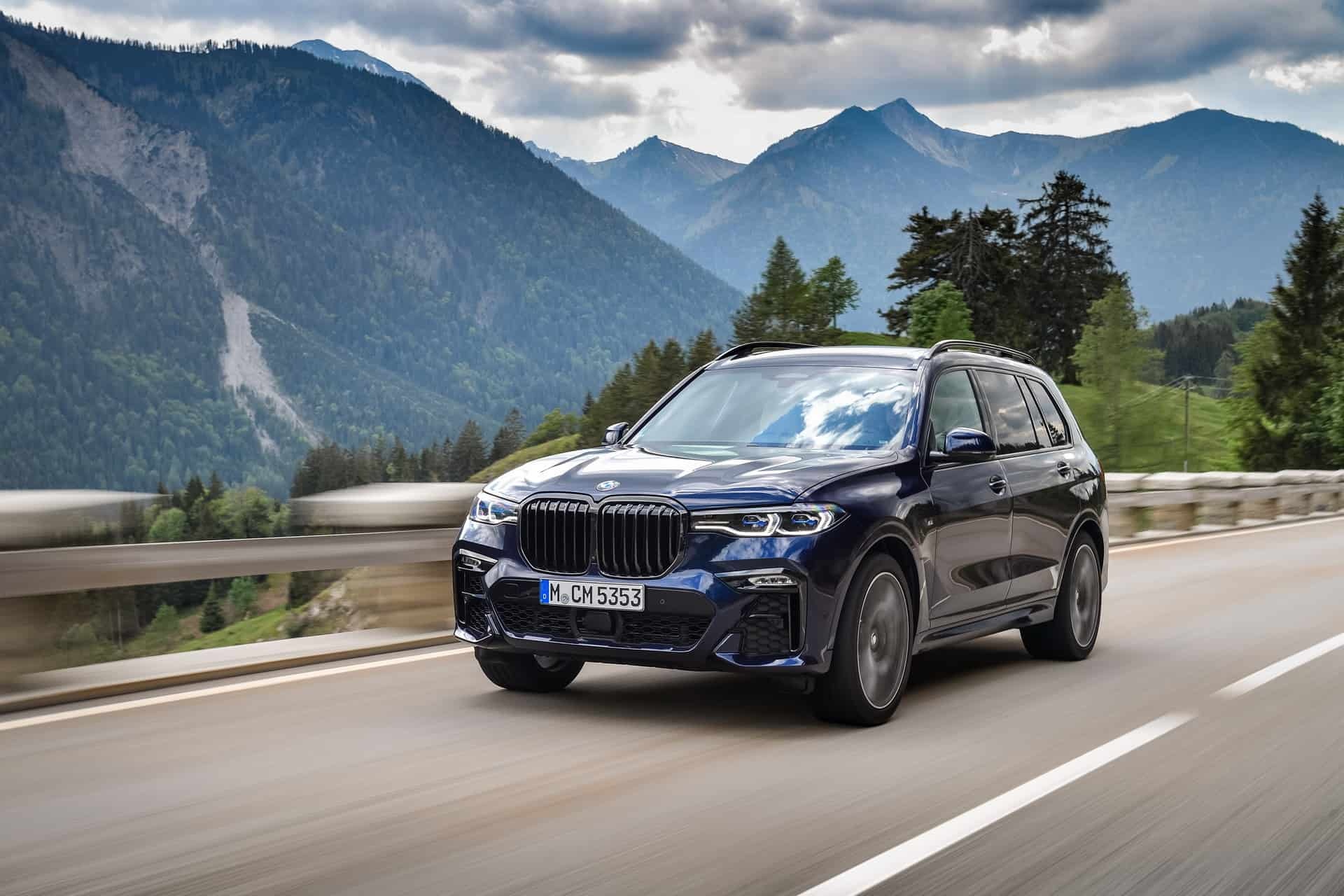 BMW X7, Five reasons to love, Ultimate luxury experience, Unmatched features, 1920x1280 HD Desktop