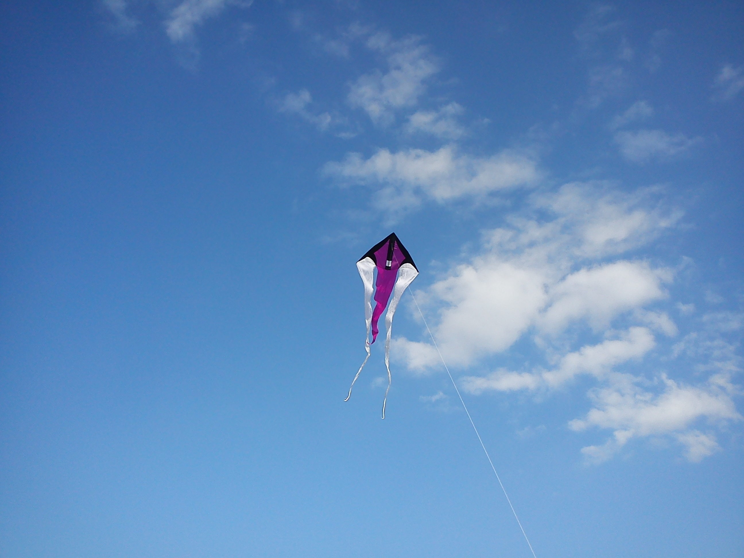 Sky Wind, High Float, Blue, Leisure, 2600x1950 HD Desktop