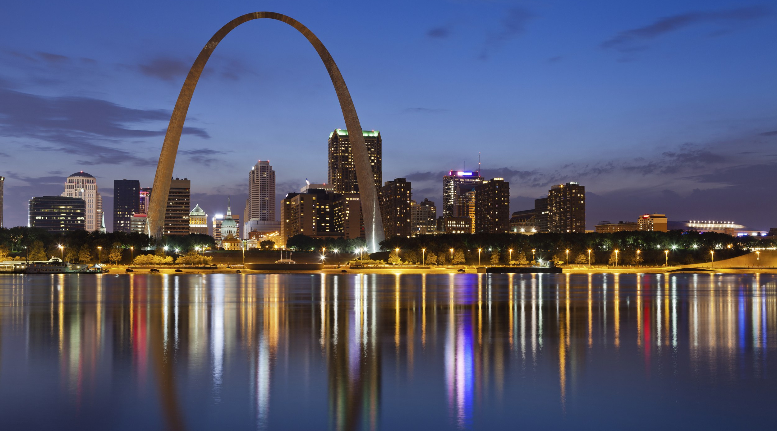 St. Louis skyline, Spfx extensions, Chris Kent, Special effects, 2500x1390 HD Desktop