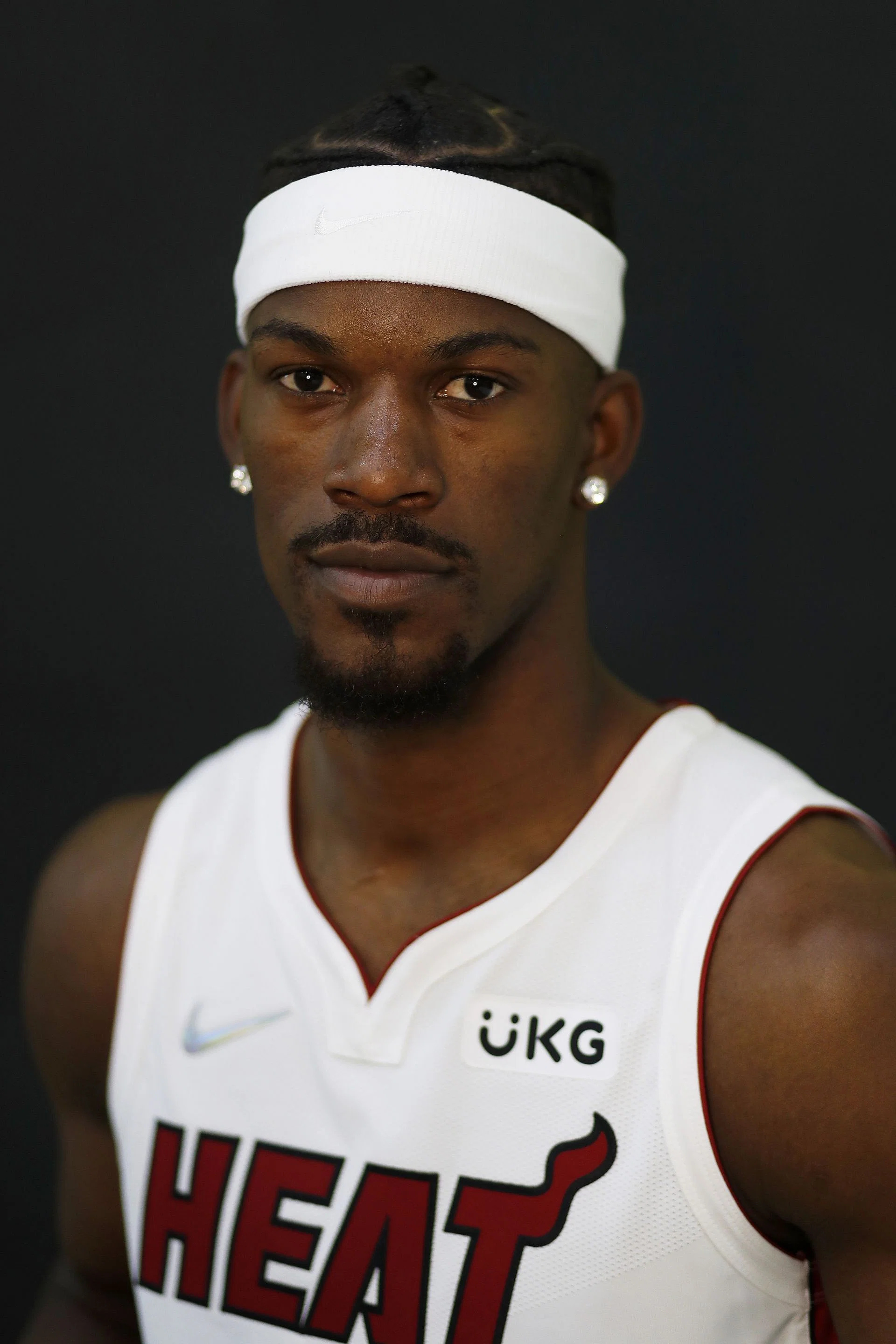 Biography of Jimmy Butler, Success story, 1920x2880 HD Phone