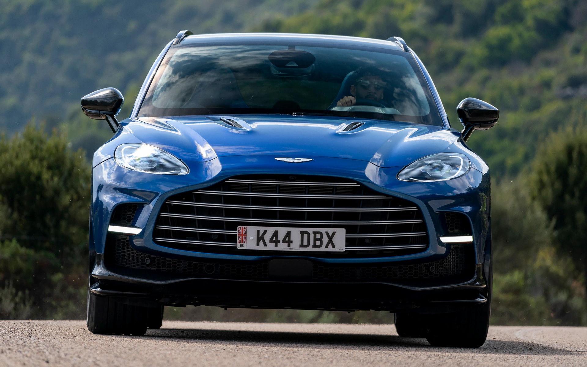 Aston Martin DBX707, SUV, Luxury, Auto, 2022, 1920x1200 HD Desktop