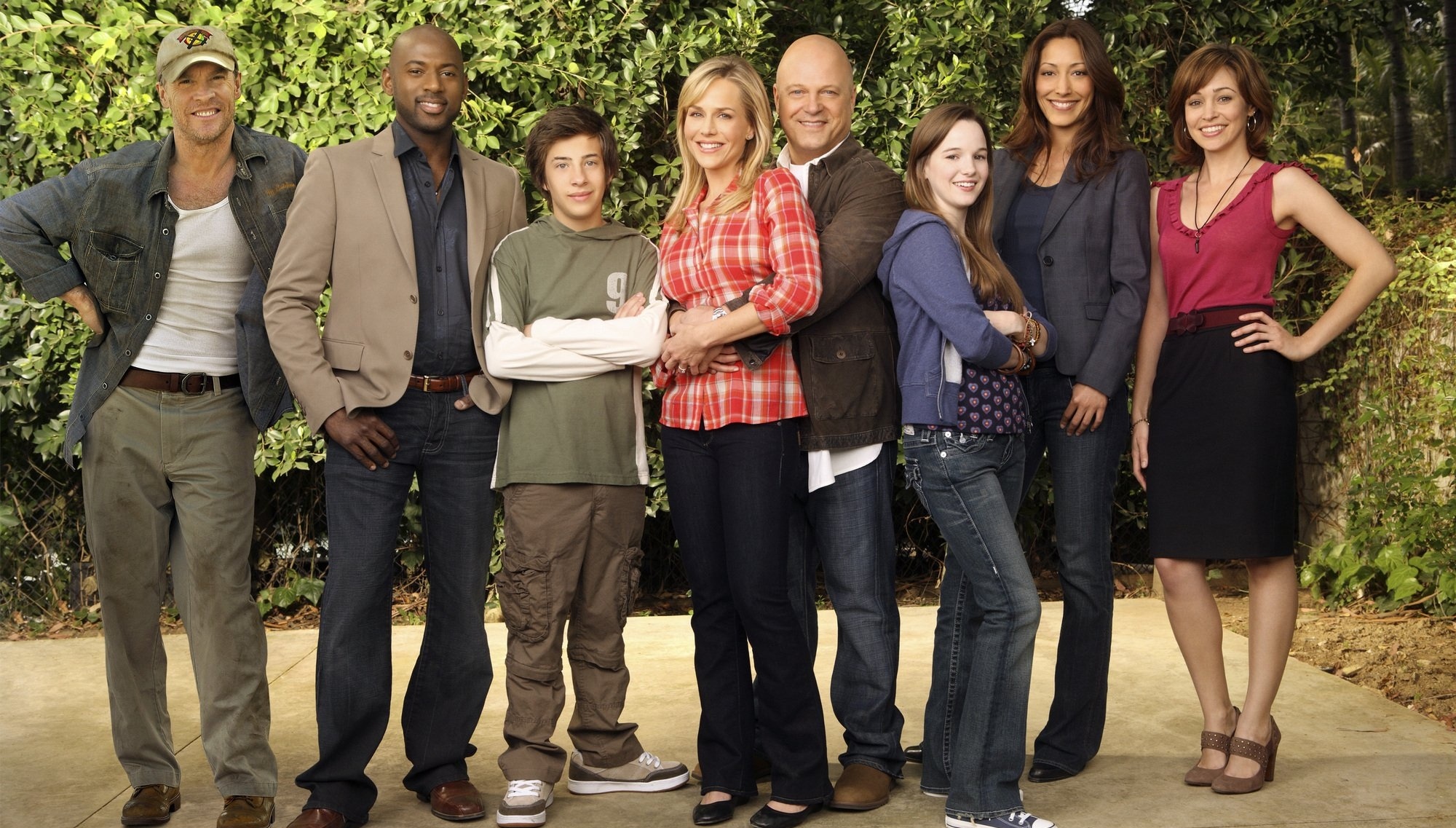 Christina Chang, TV show actress, My Superhero Family cast, 2000x1140 HD Desktop
