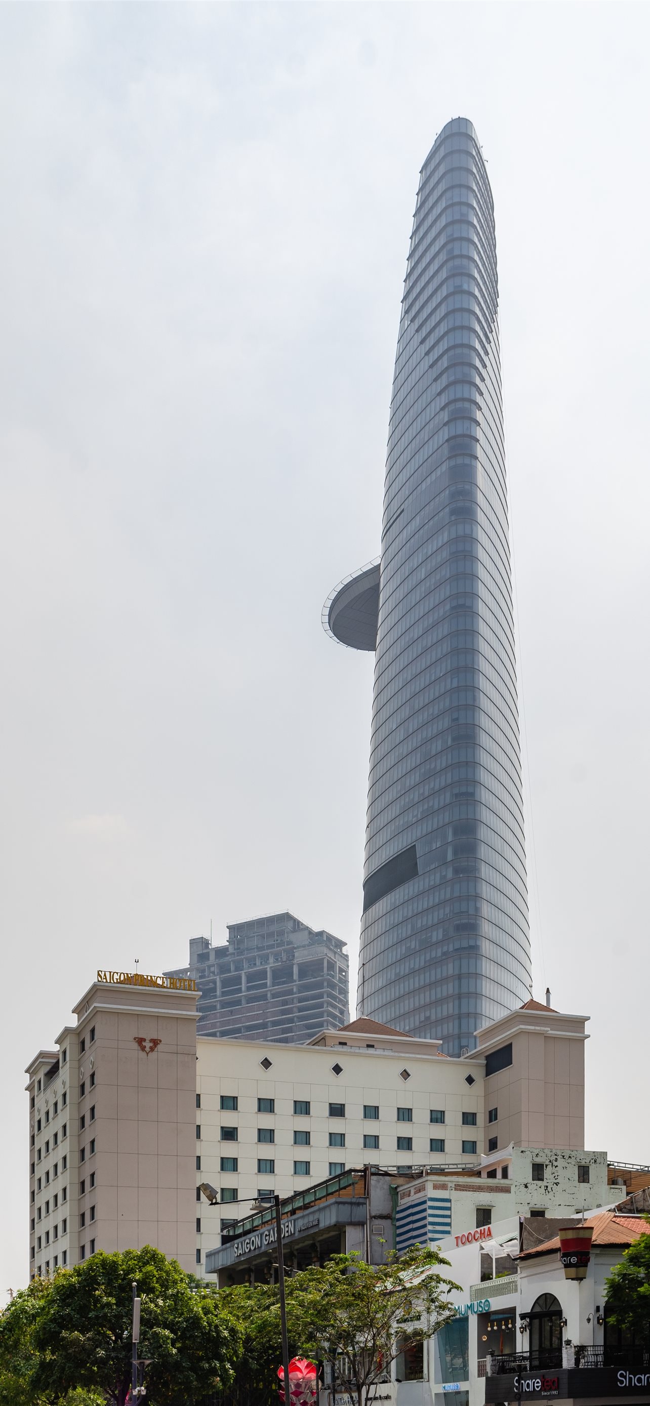 Ho Chi Minh City, iPhone HD wallpapers, City highlights, Visual splendor, 1290x2780 HD Phone