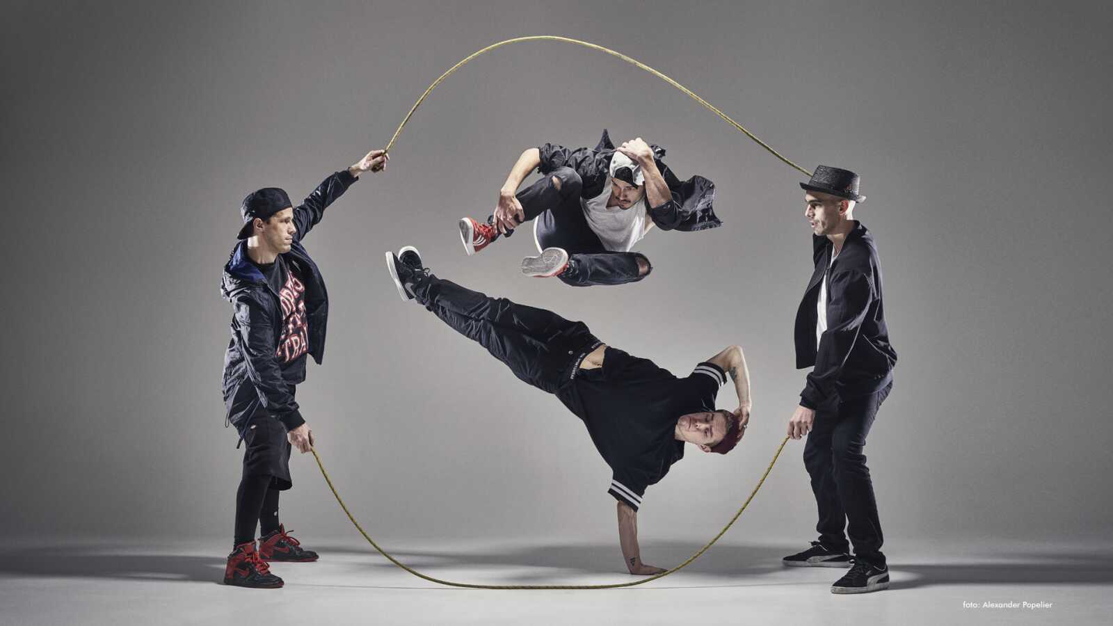 Rope Jumping Wallpapers (31 images) - WallpaperCat